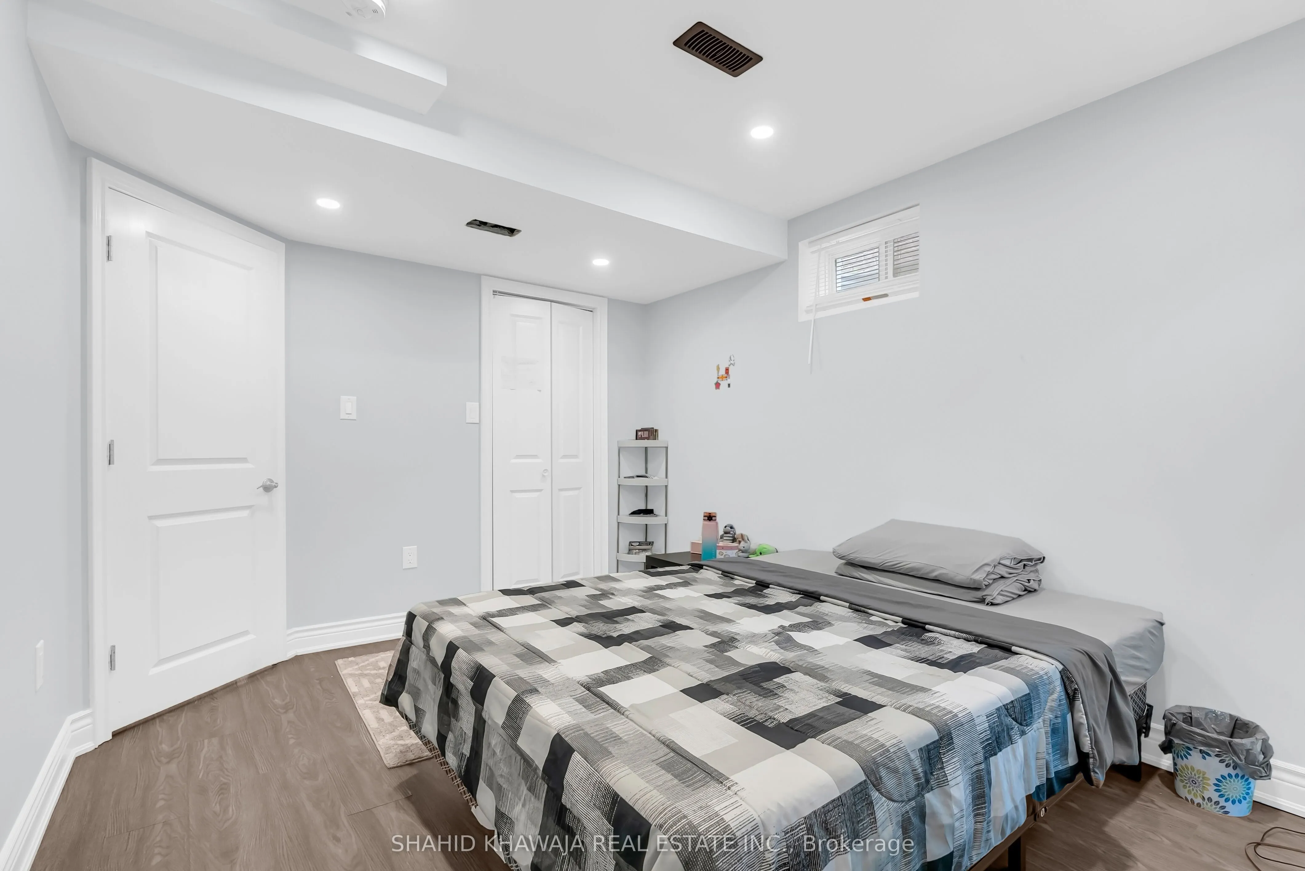 1221 Raspberry Terrace