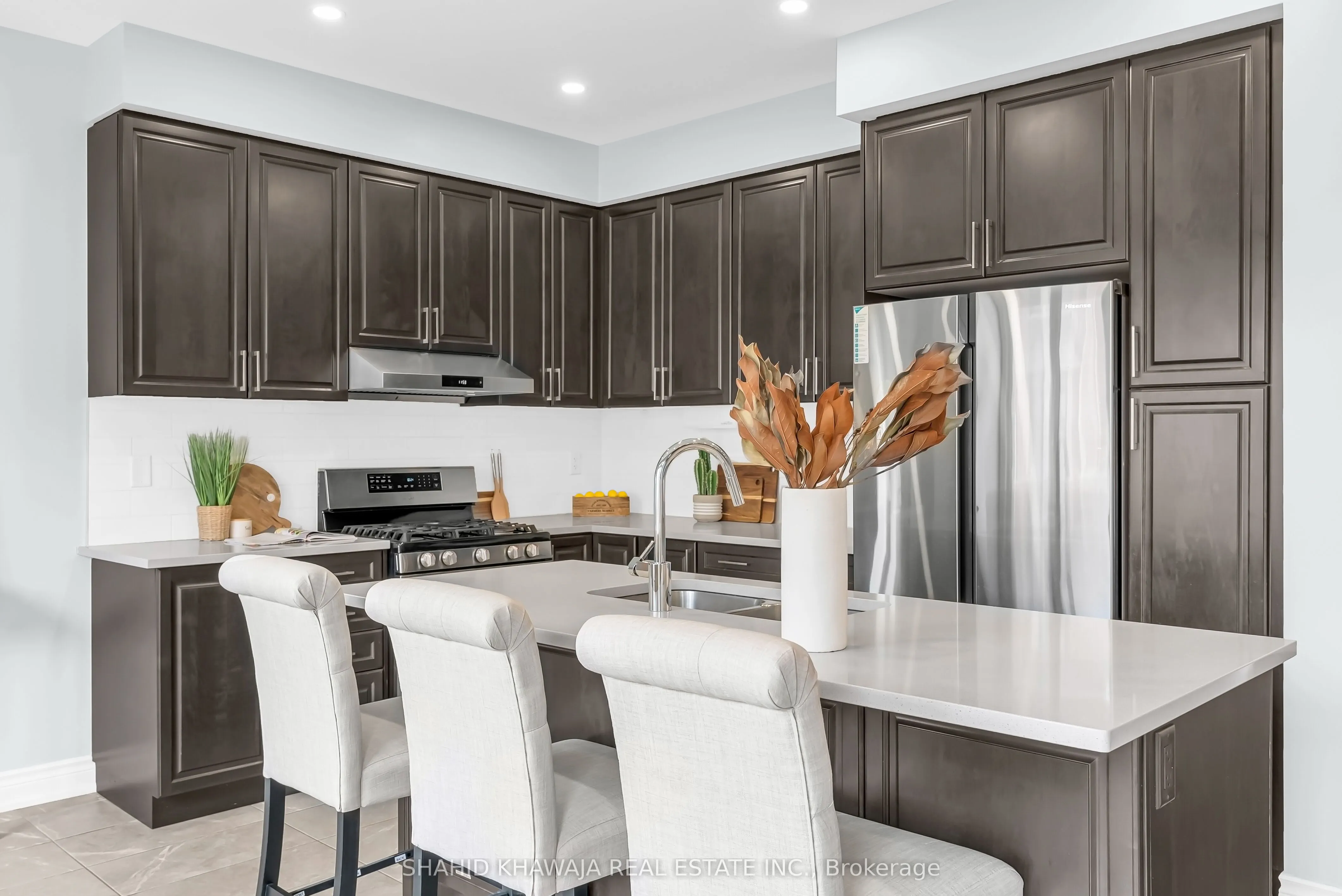 1221 Raspberry Terrace