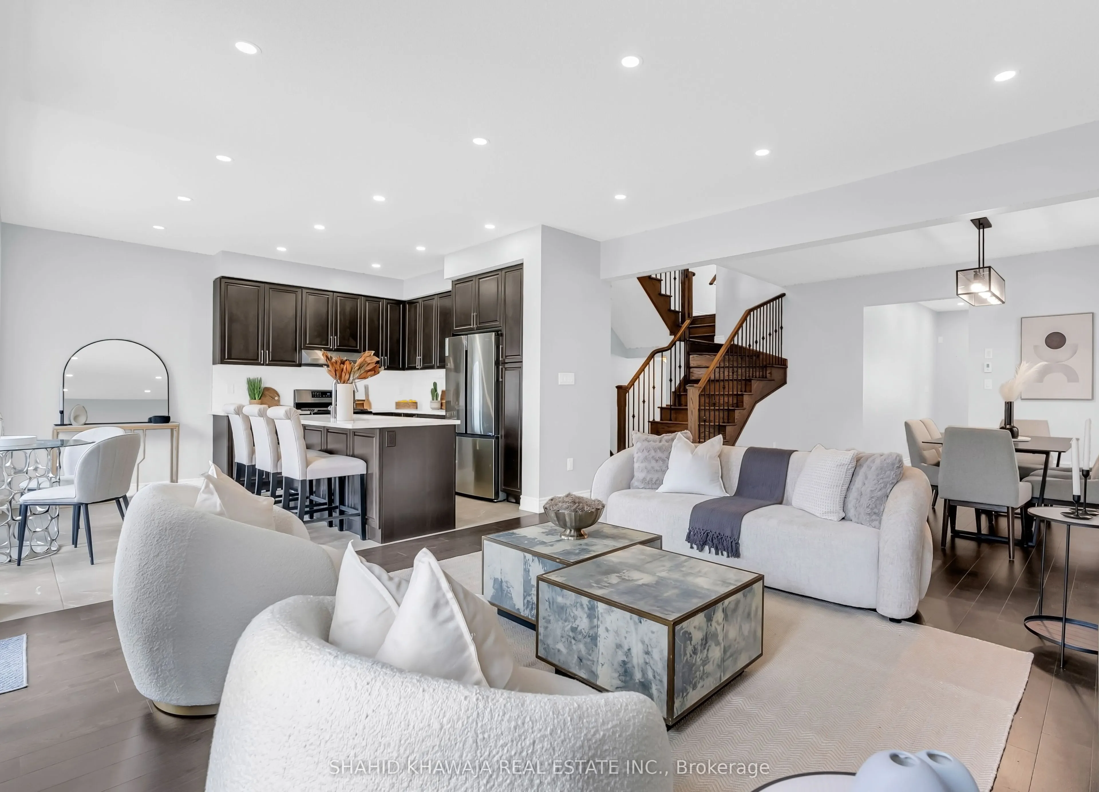 1221 Raspberry Terrace