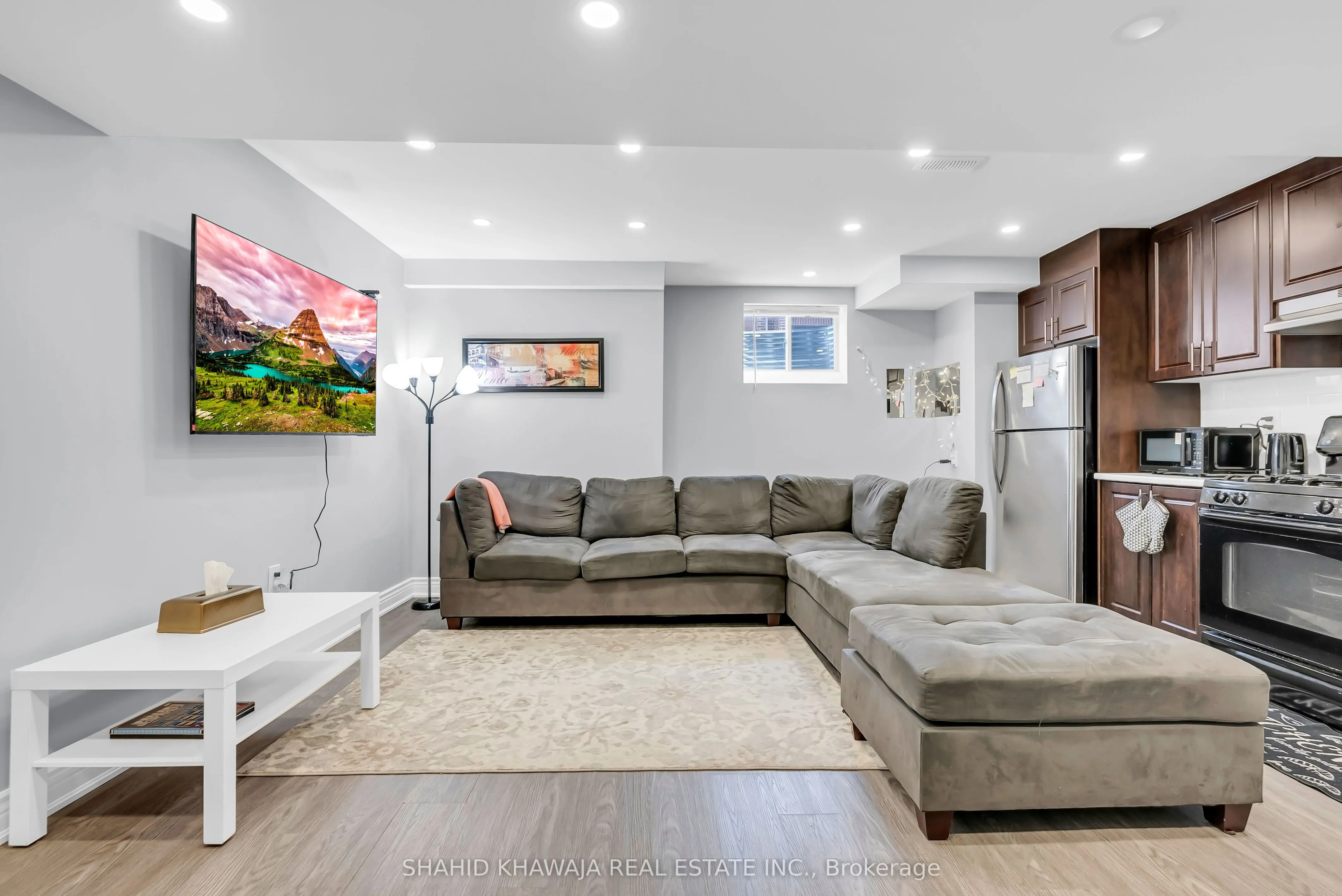 1221 Raspberry Terrace