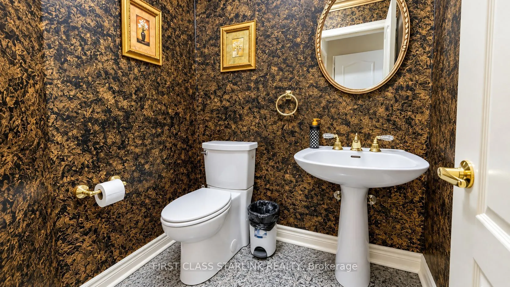 5467 Planters Wood Court