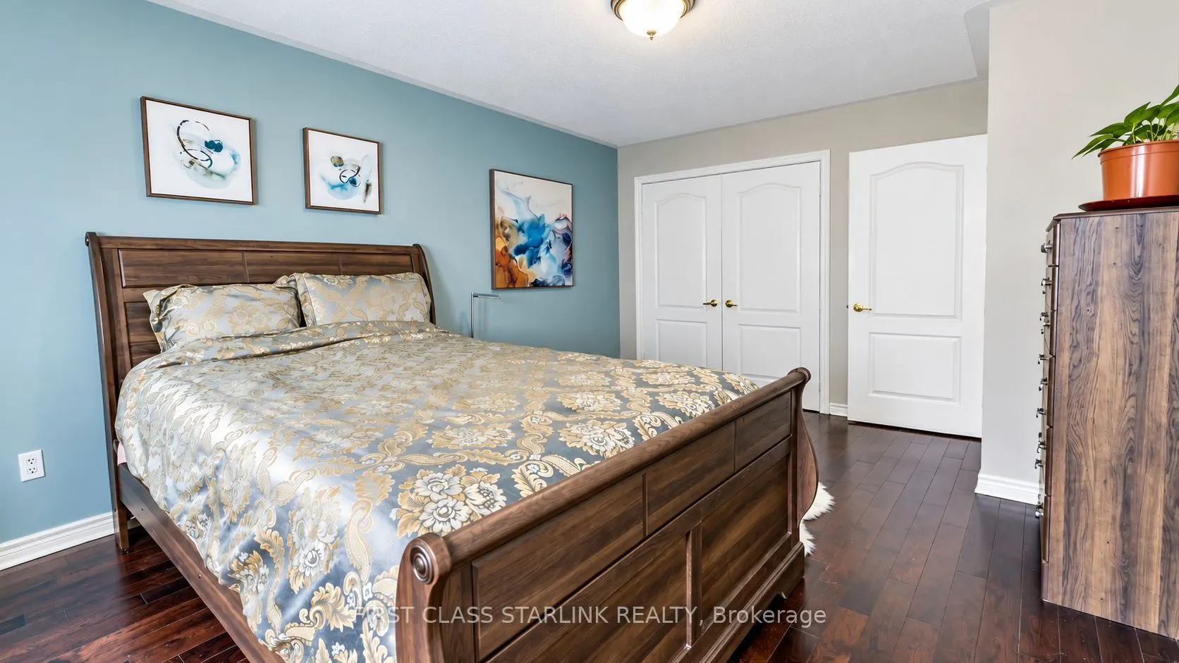 5467 Planters Wood Court
