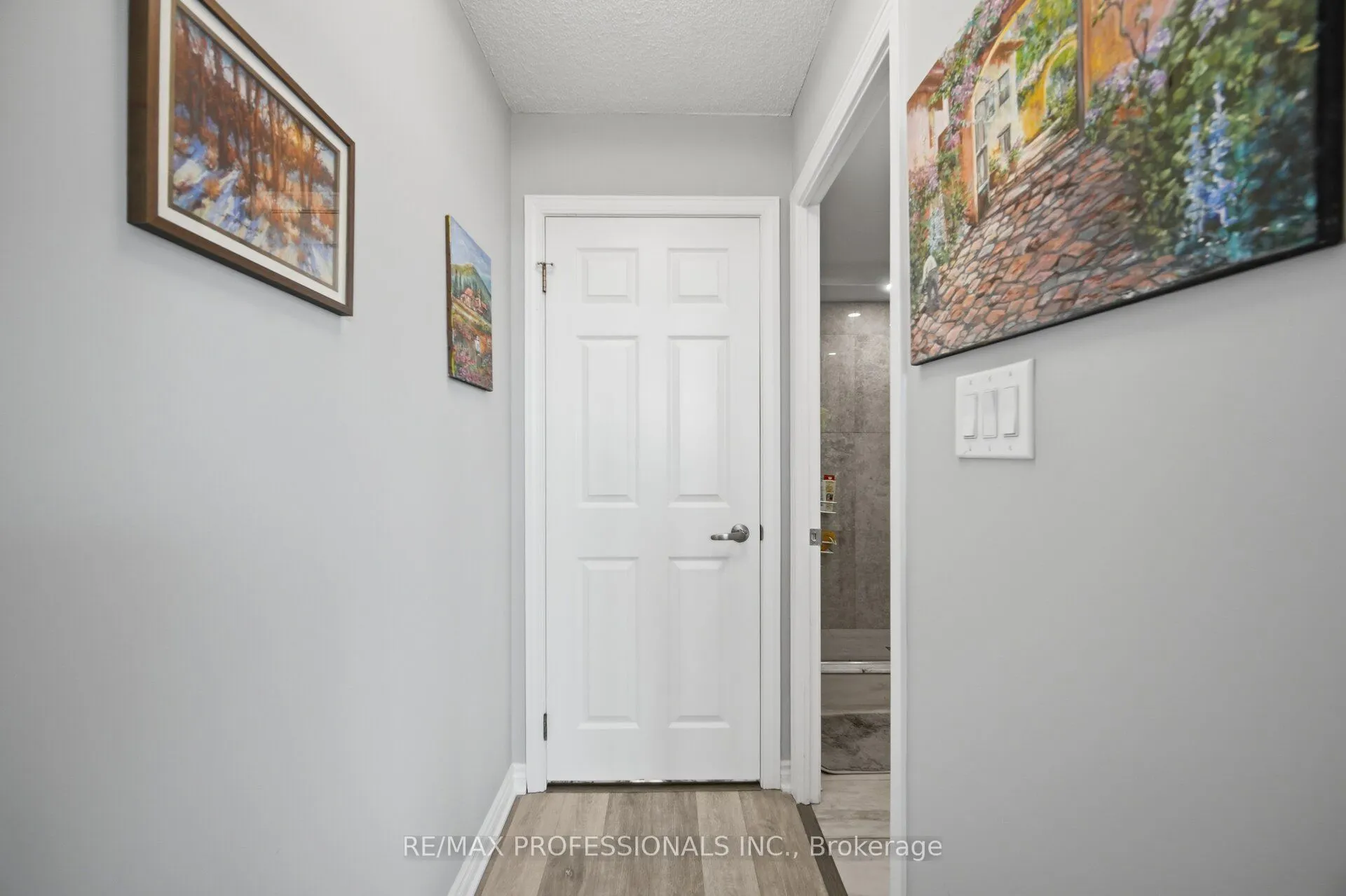 1 Aberfoyle Crescent #1411