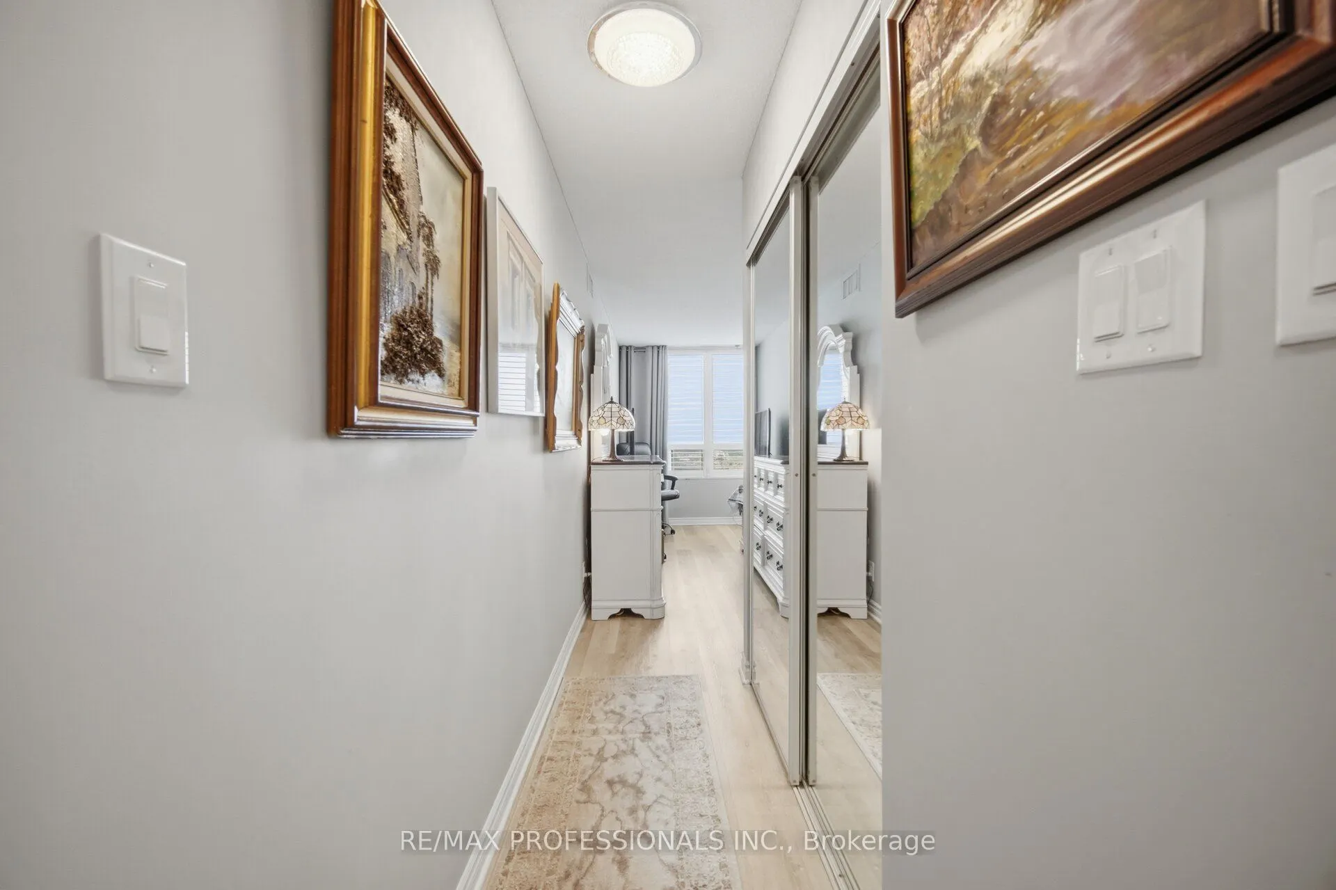 1 Aberfoyle Crescent #1411