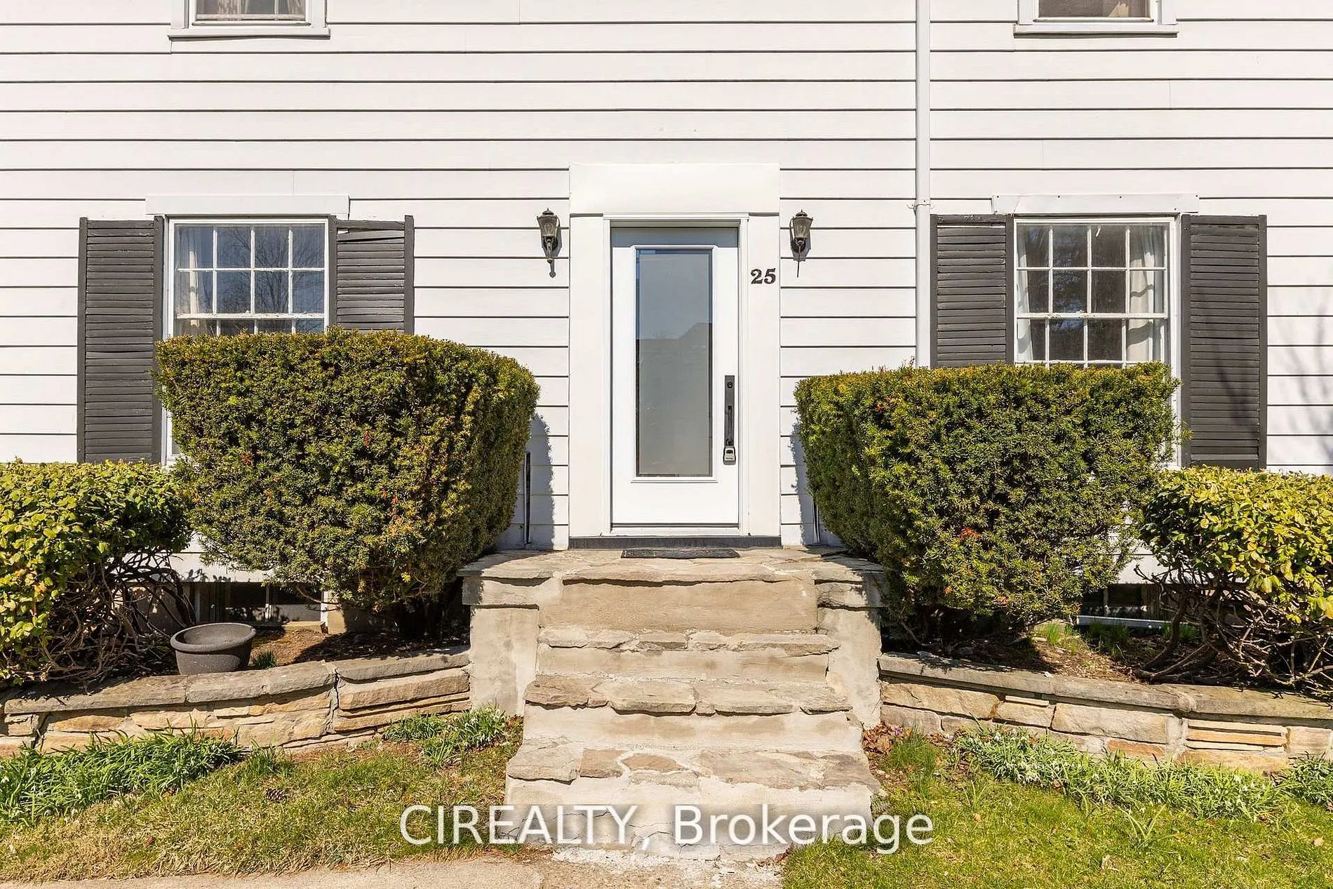 25 Howard Avenue