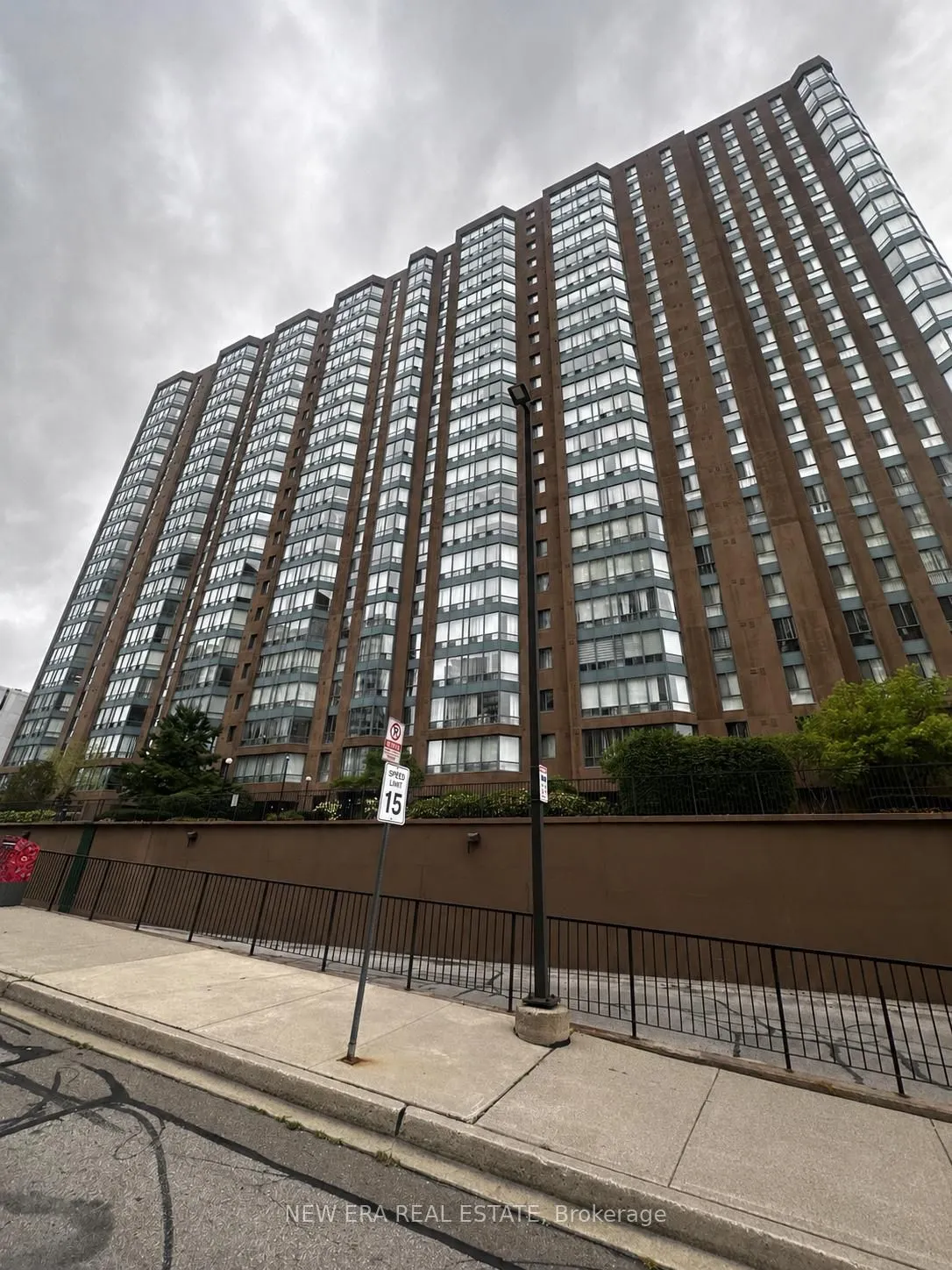 115 Hillcrest Avenue #1912