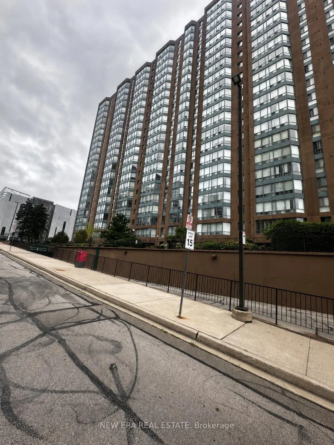 115 Hillcrest Avenue #1912