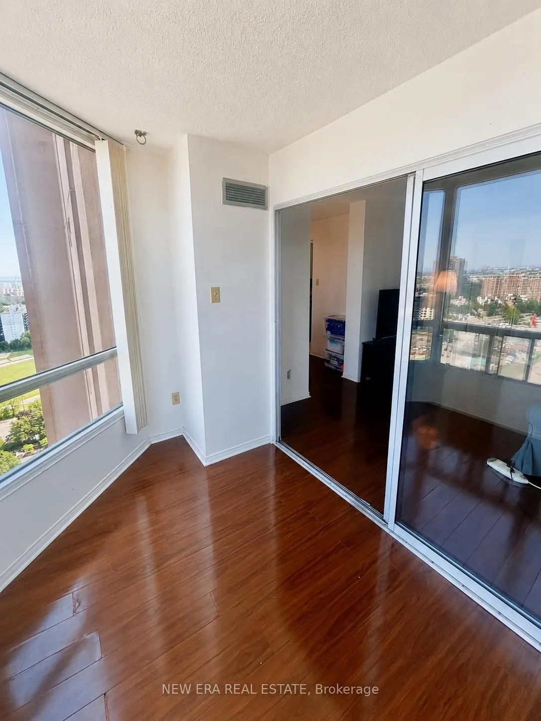 115 Hillcrest Avenue #1912