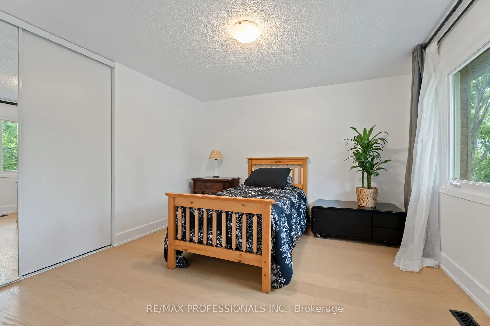 6031 Edenwood Drive