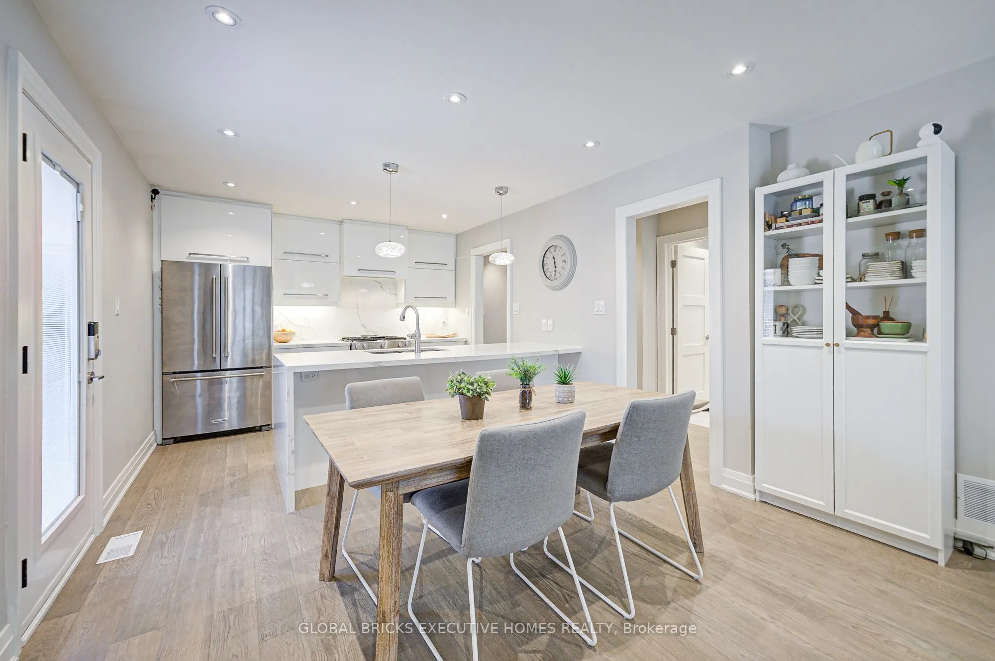 6 Cardigan Road
