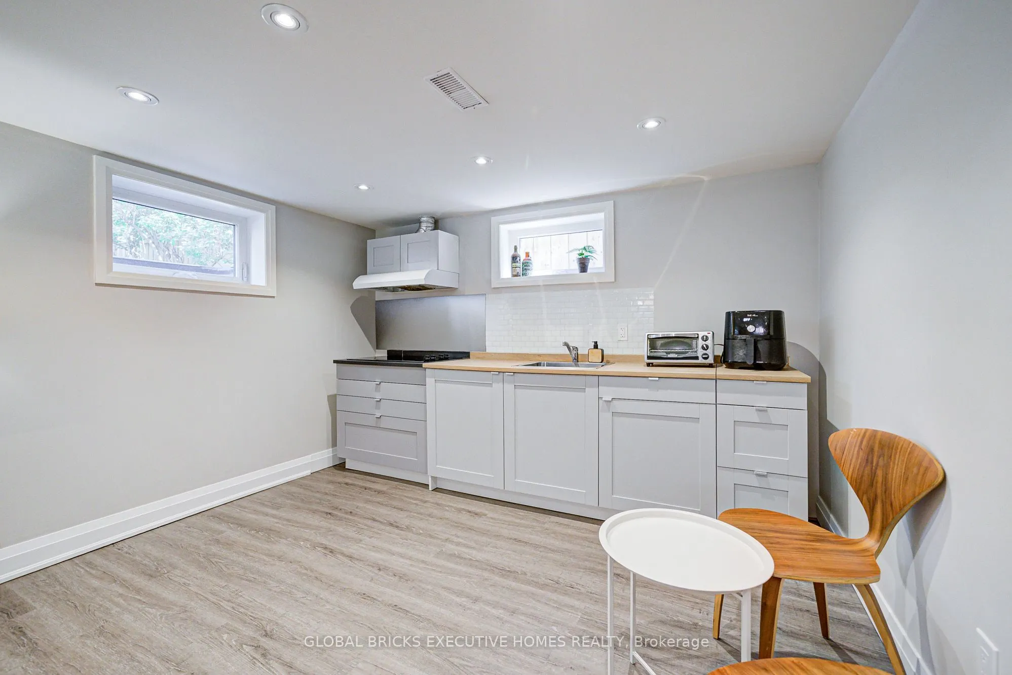 6 Cardigan Road