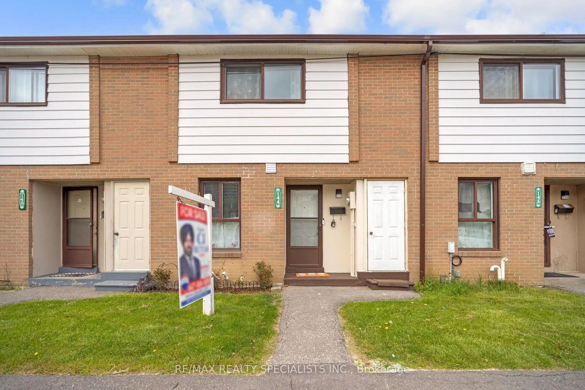144 Fleetwood Crescent #144