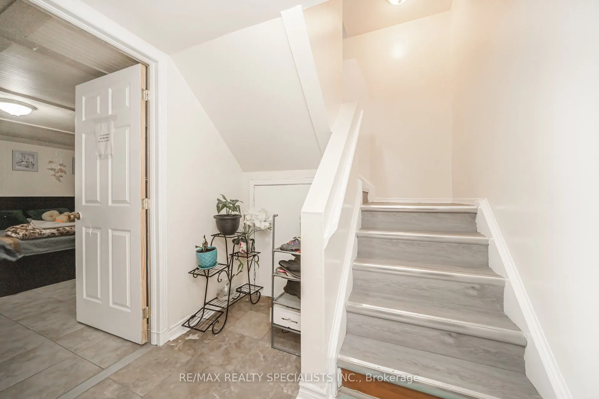 144 Fleetwood Crescent #144