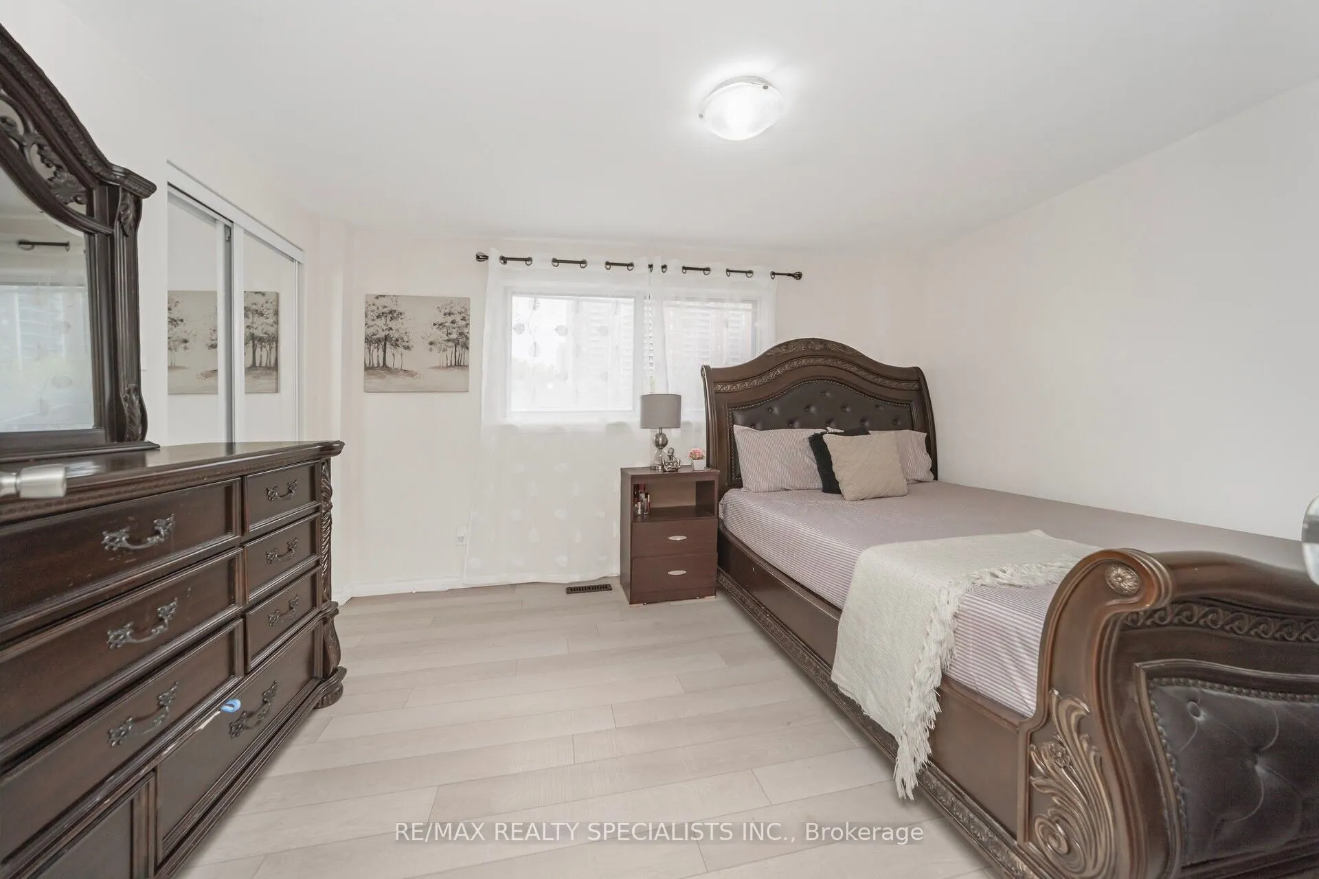 144 Fleetwood Crescent #144
