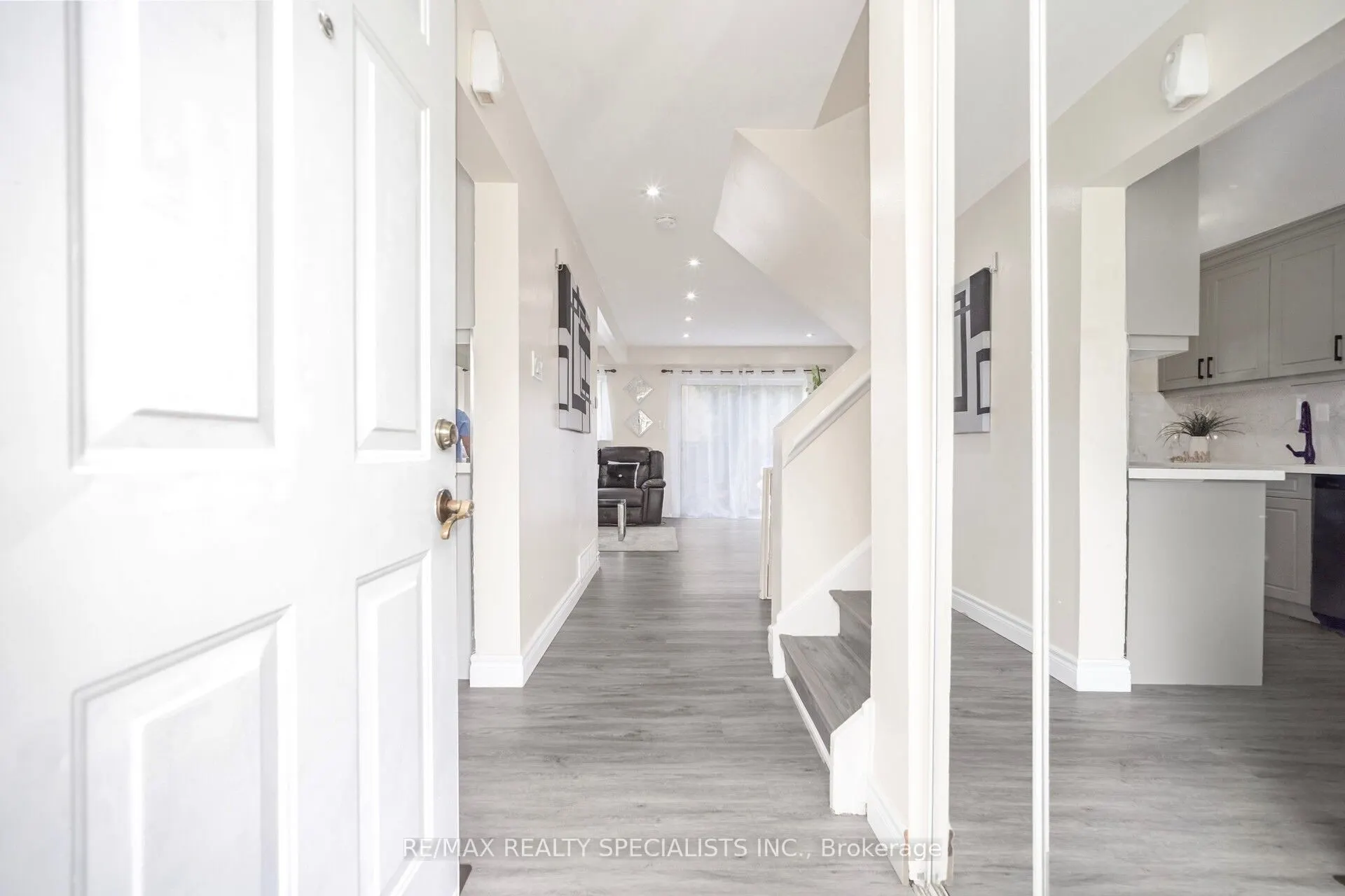 144 Fleetwood Crescent #144