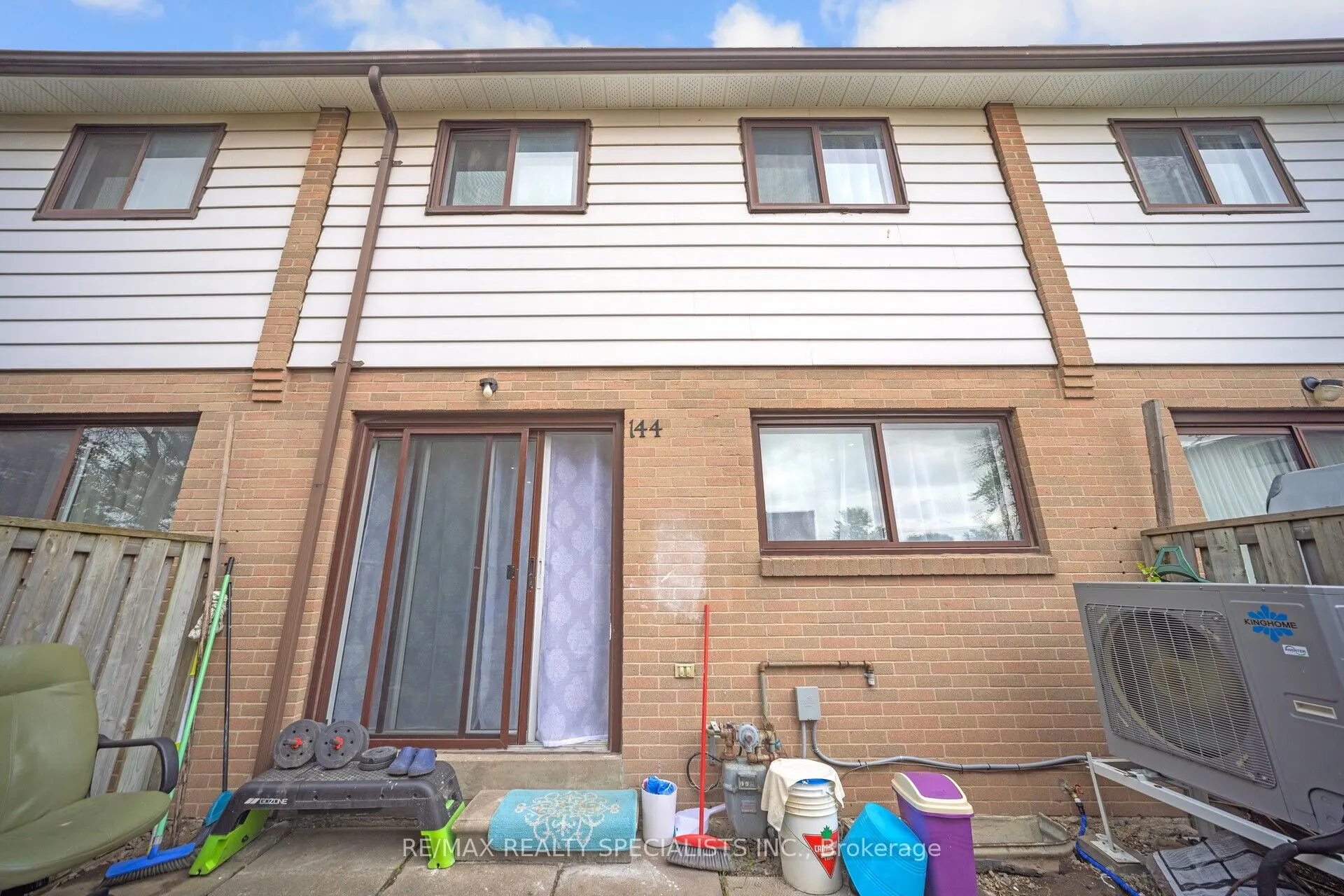 144 Fleetwood Crescent #144
