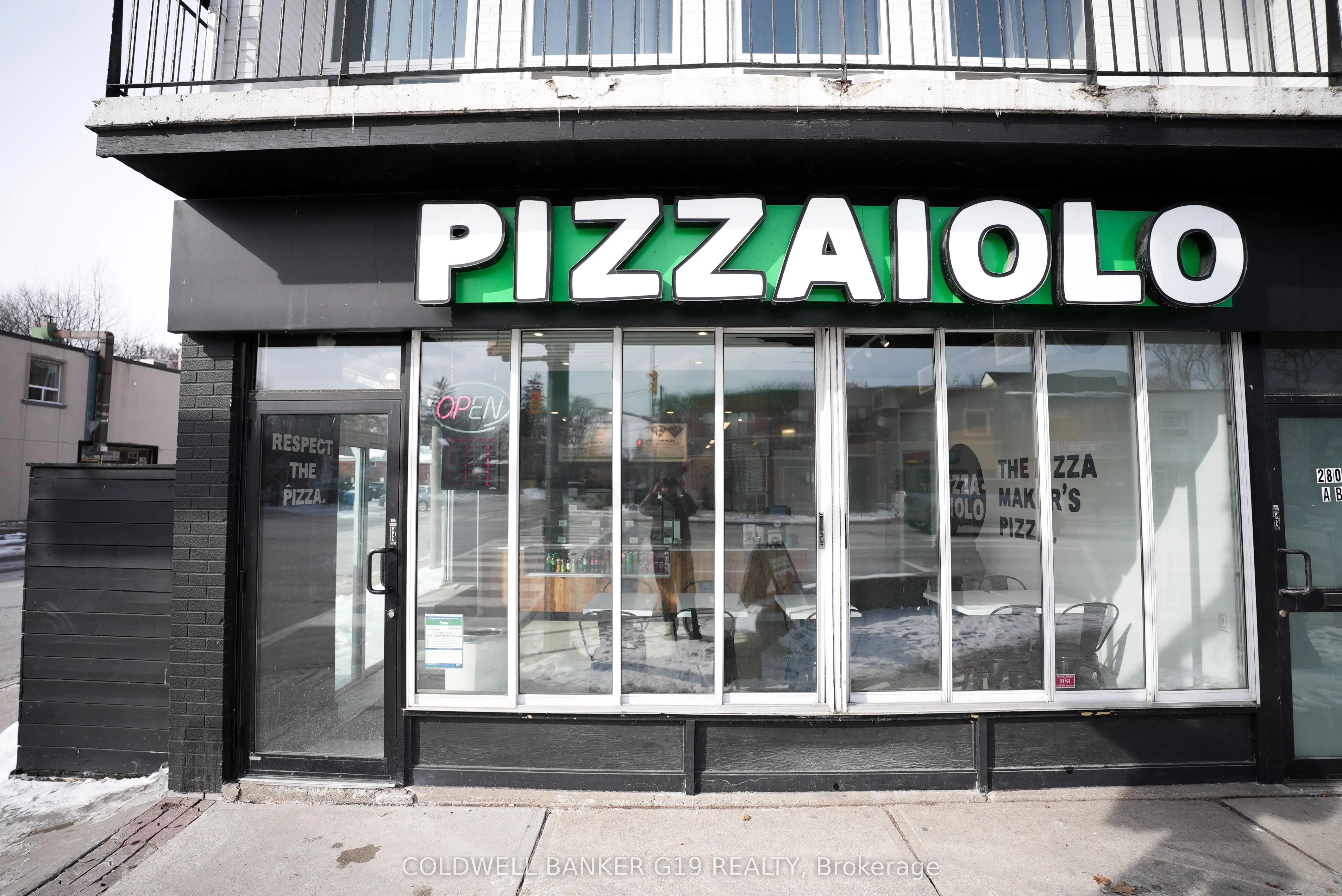 280 Lakeshore Road E