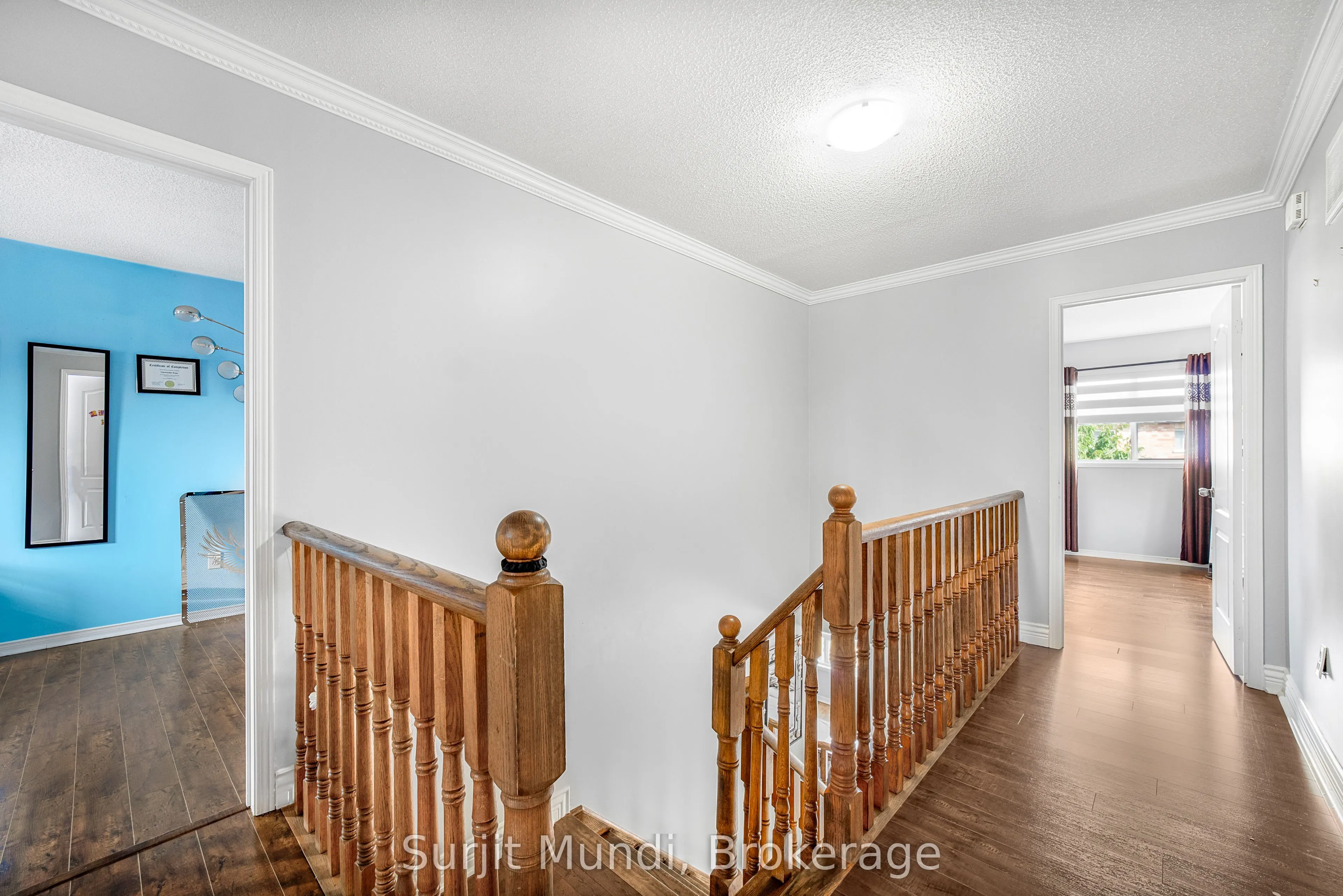 21 Amboise Crescent