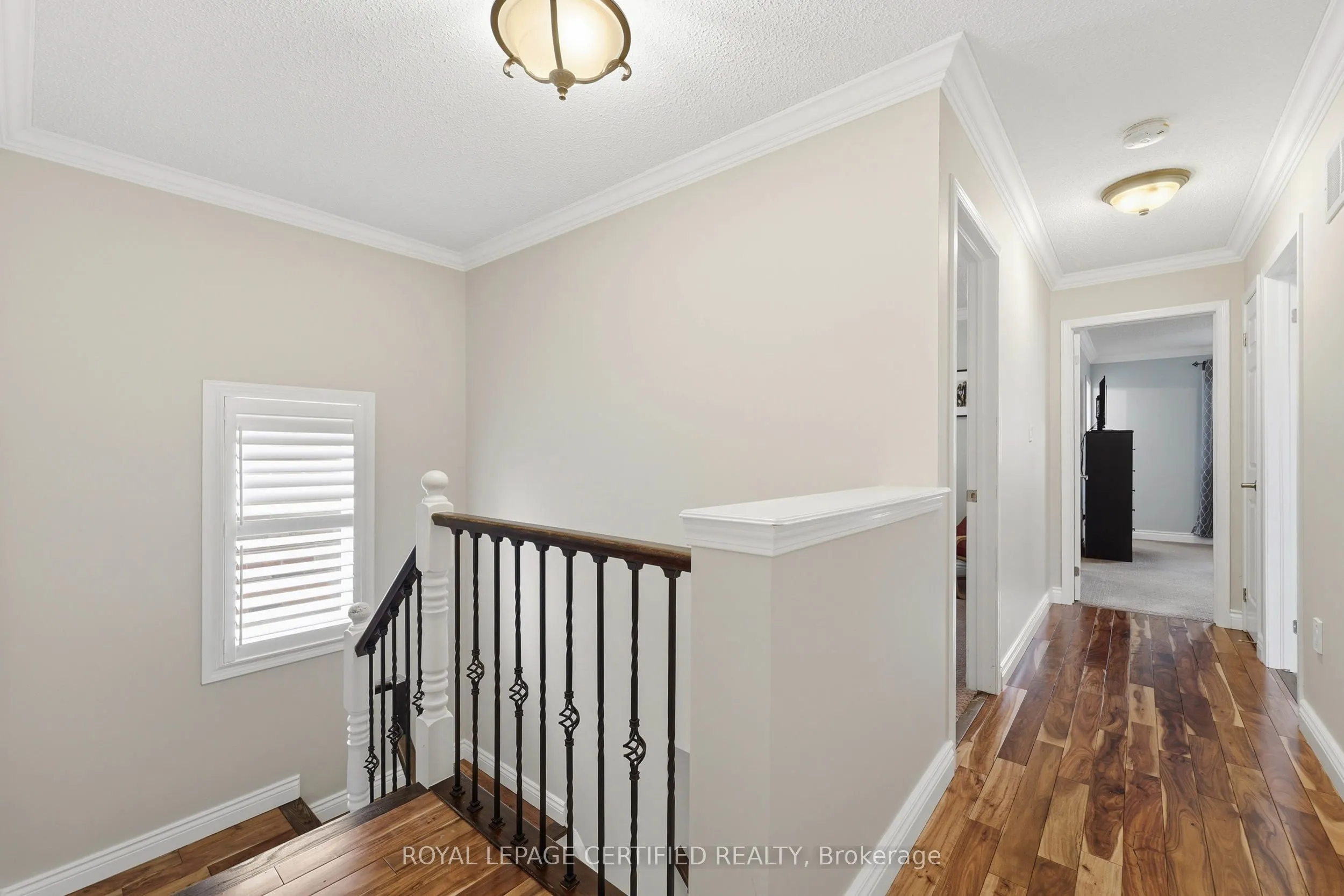 1149 Barr Crescent