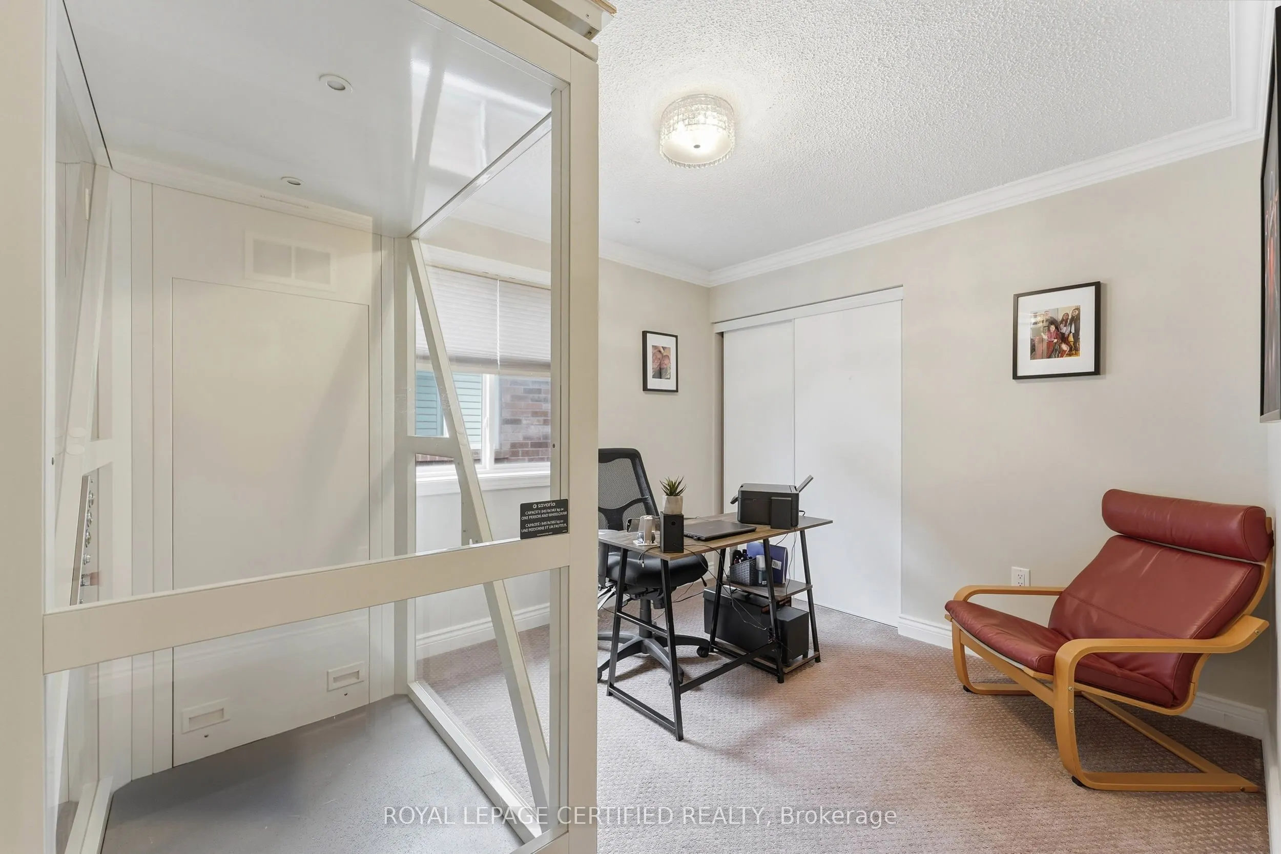 1149 Barr Crescent