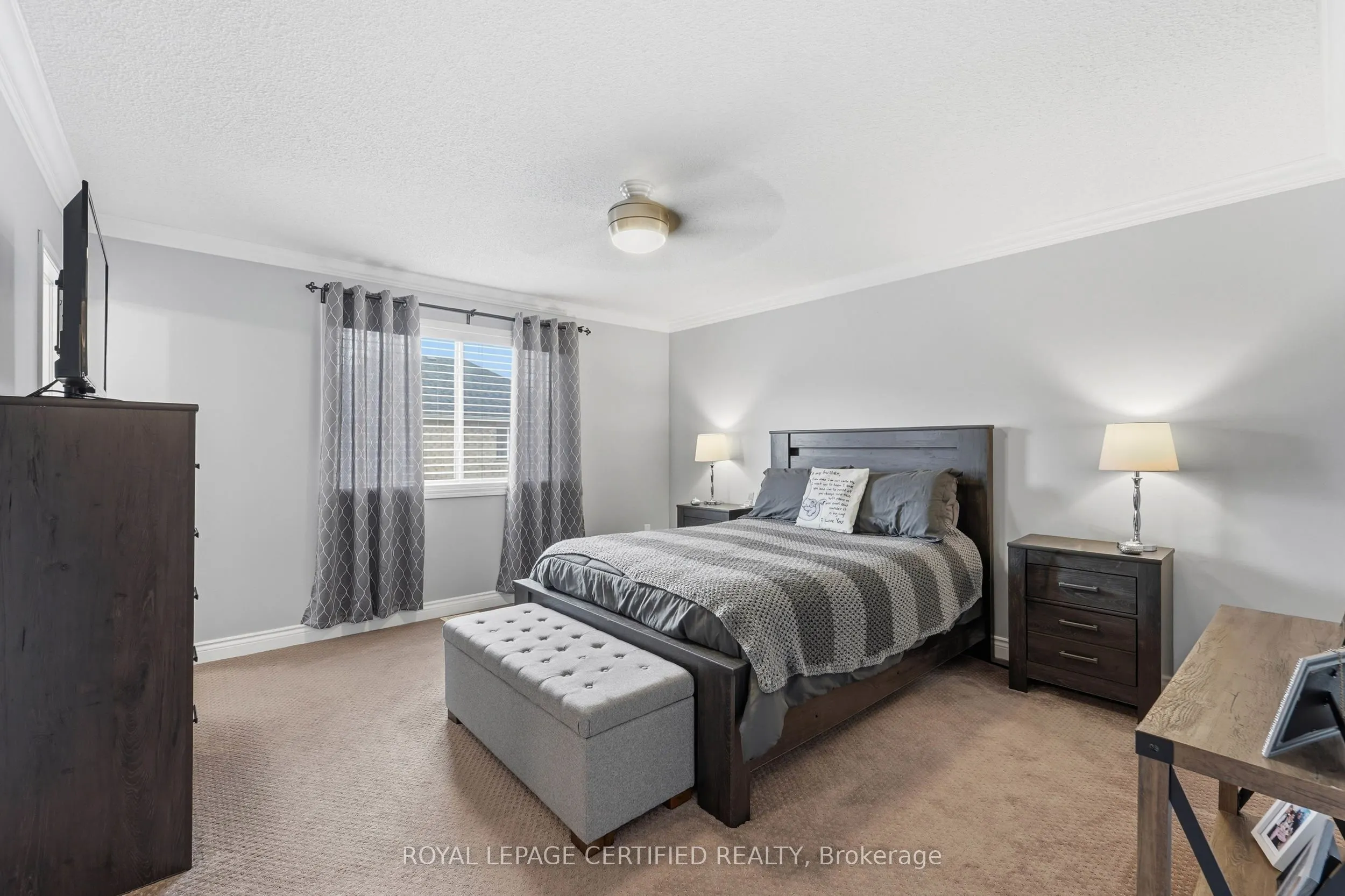 1149 Barr Crescent
