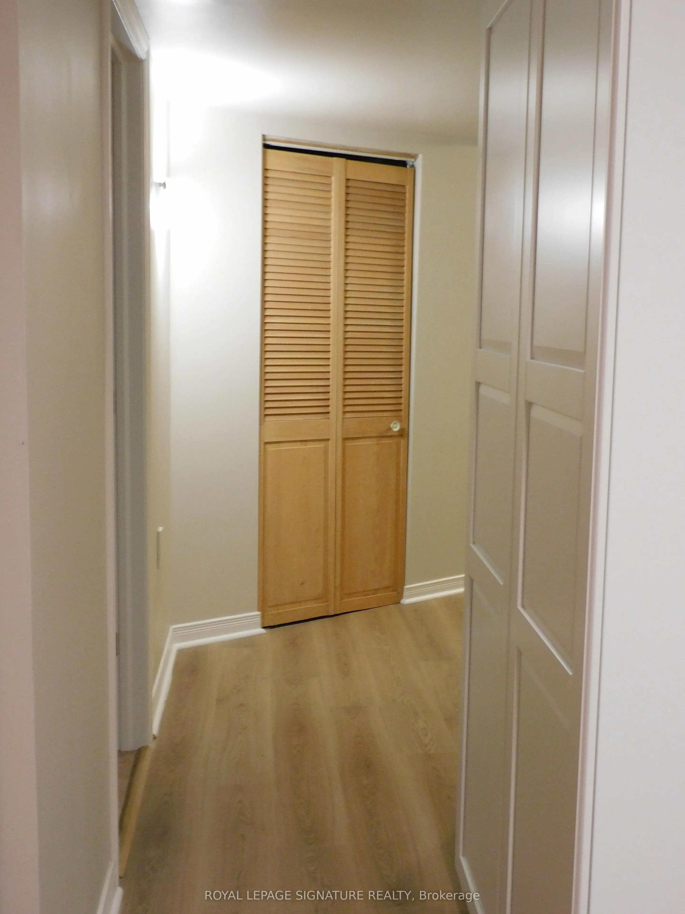 1132 Queen Street W