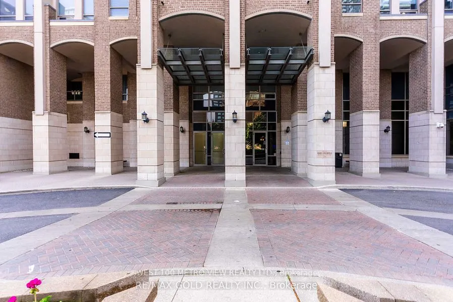 388 Prince Of Wales Drive #414