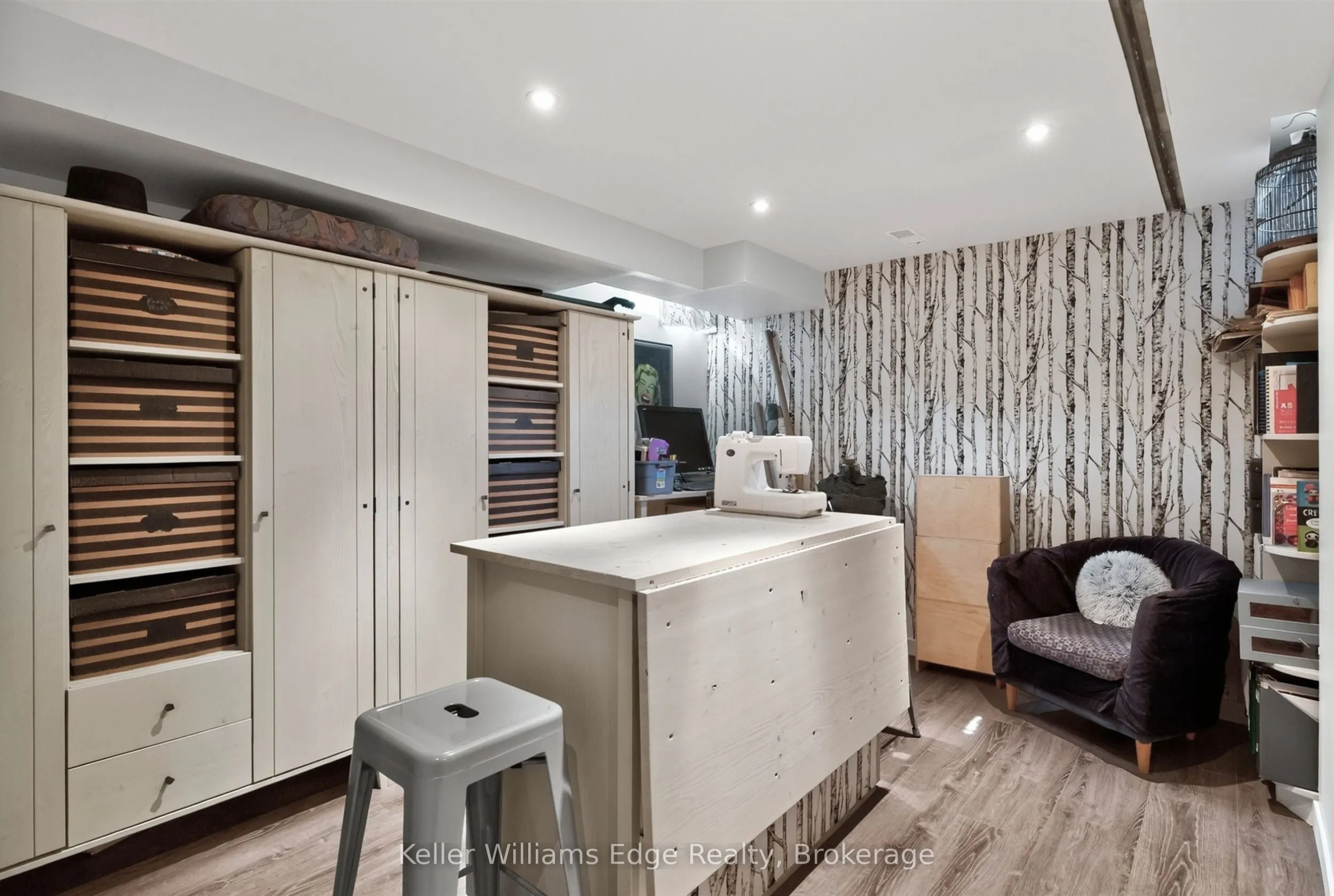 3416 Hayhurst Crescent