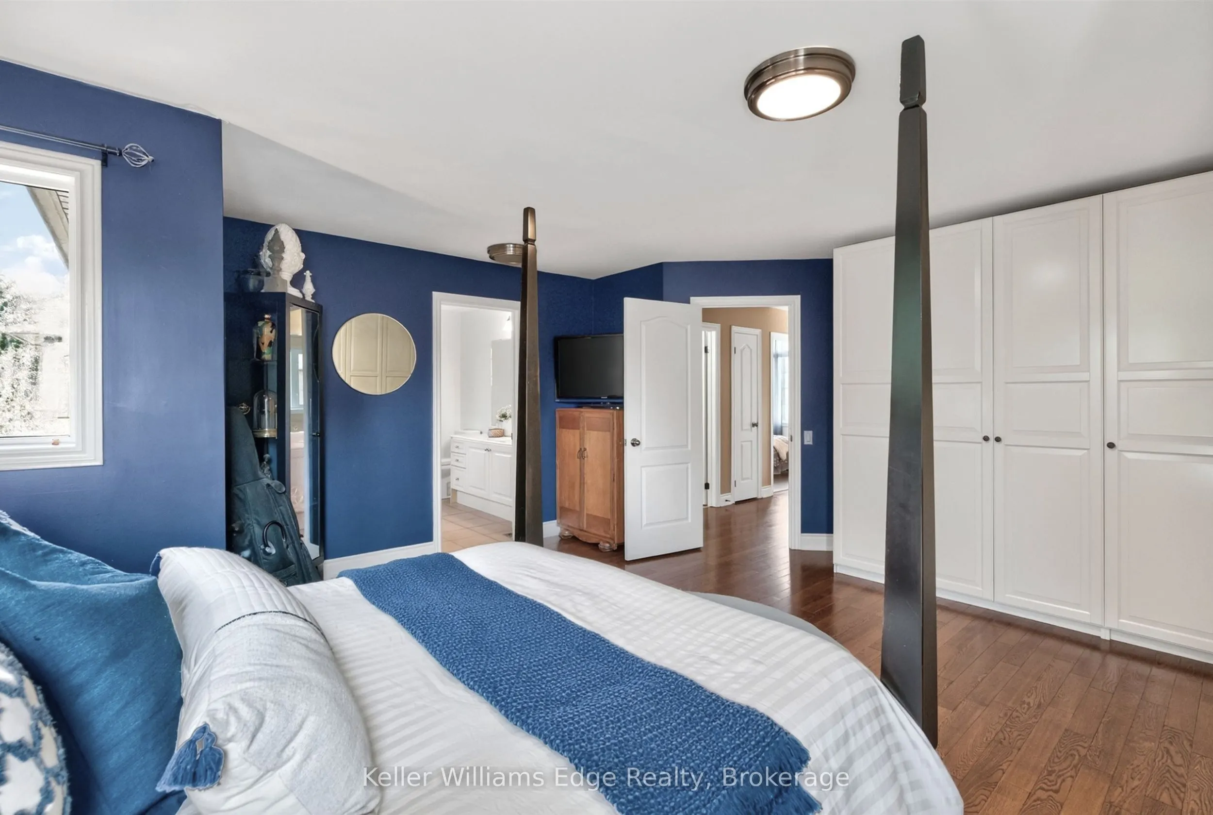 3416 Hayhurst Crescent