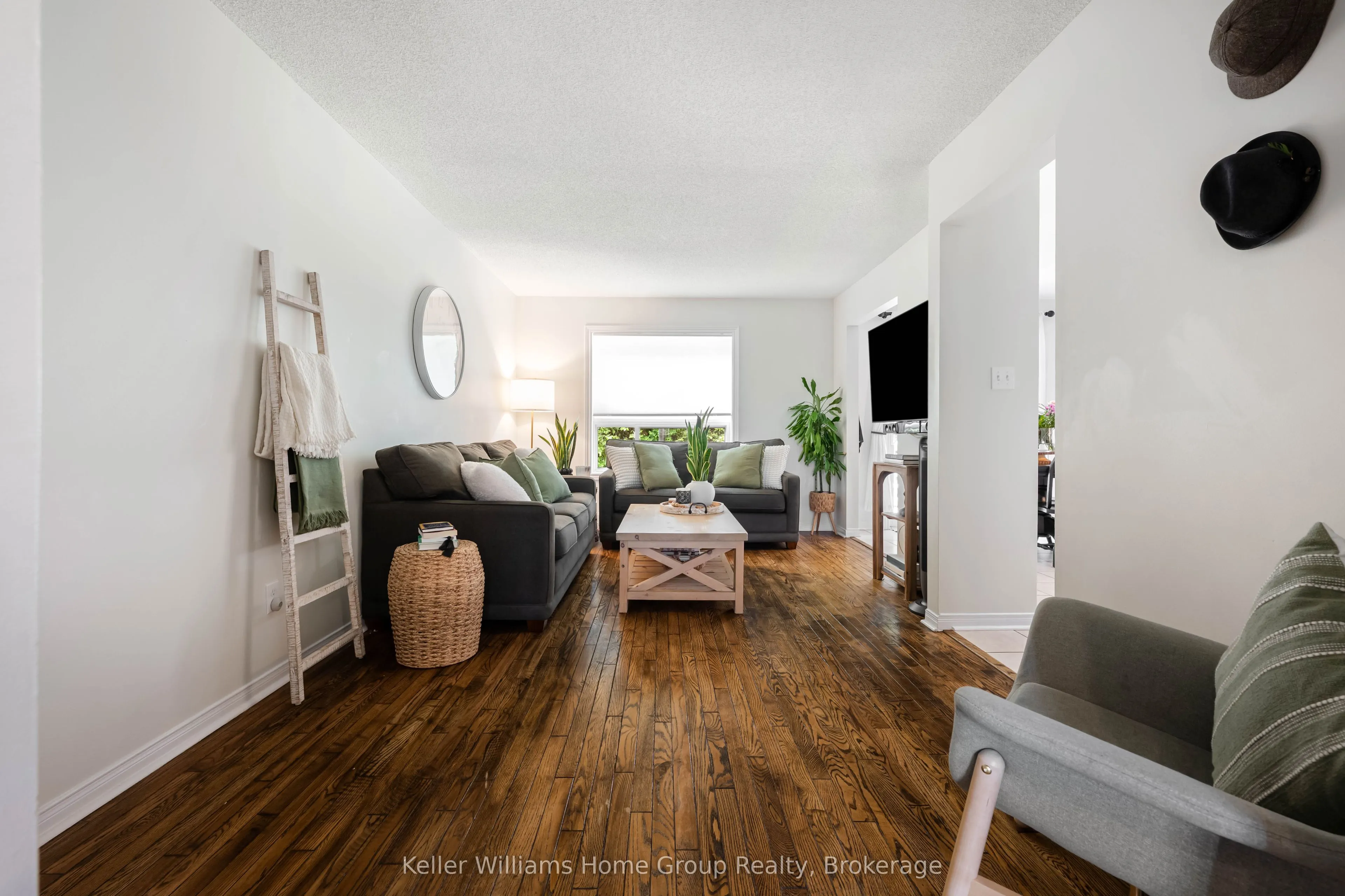 90 Lawrence Avenue #67