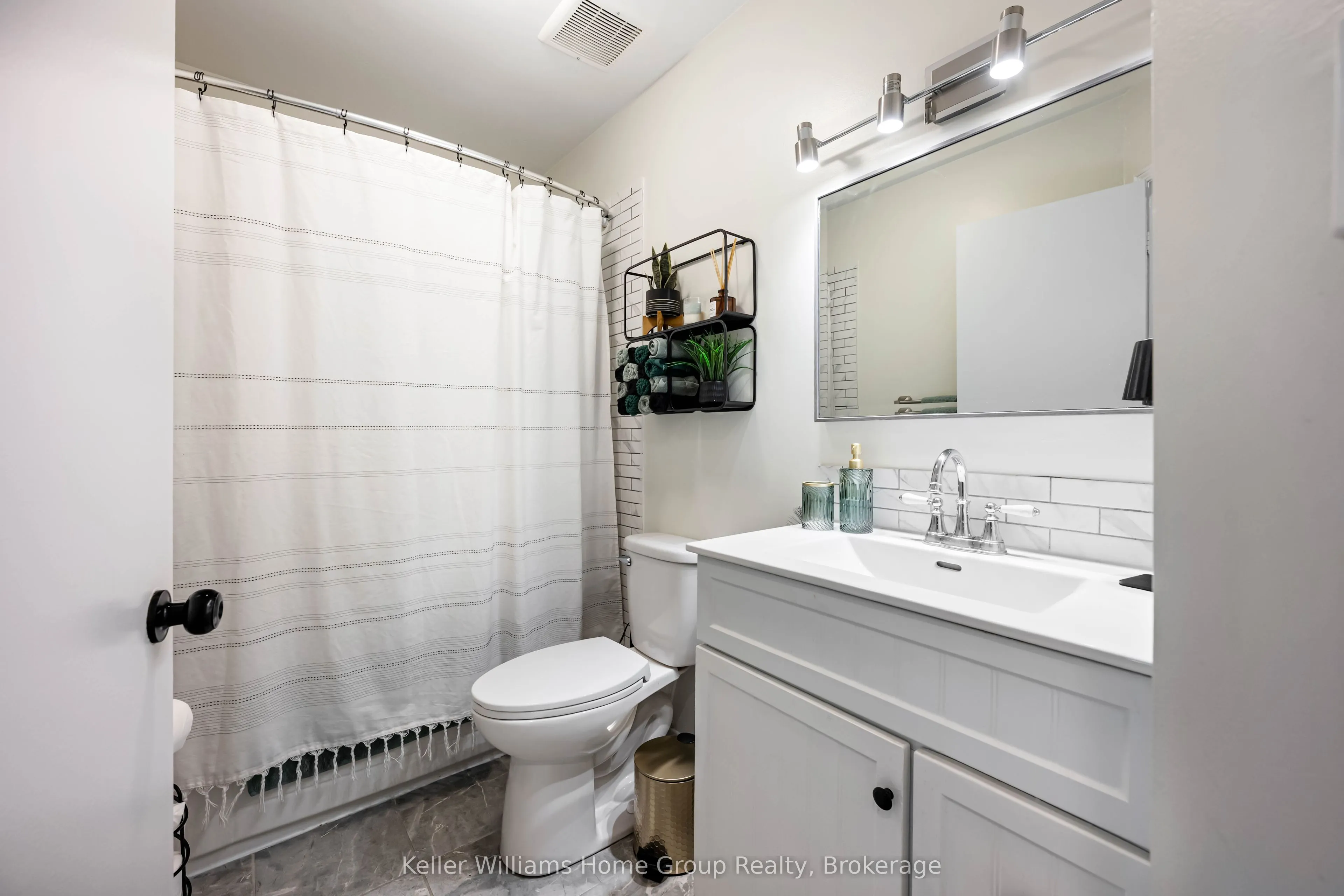 90 Lawrence Avenue #67