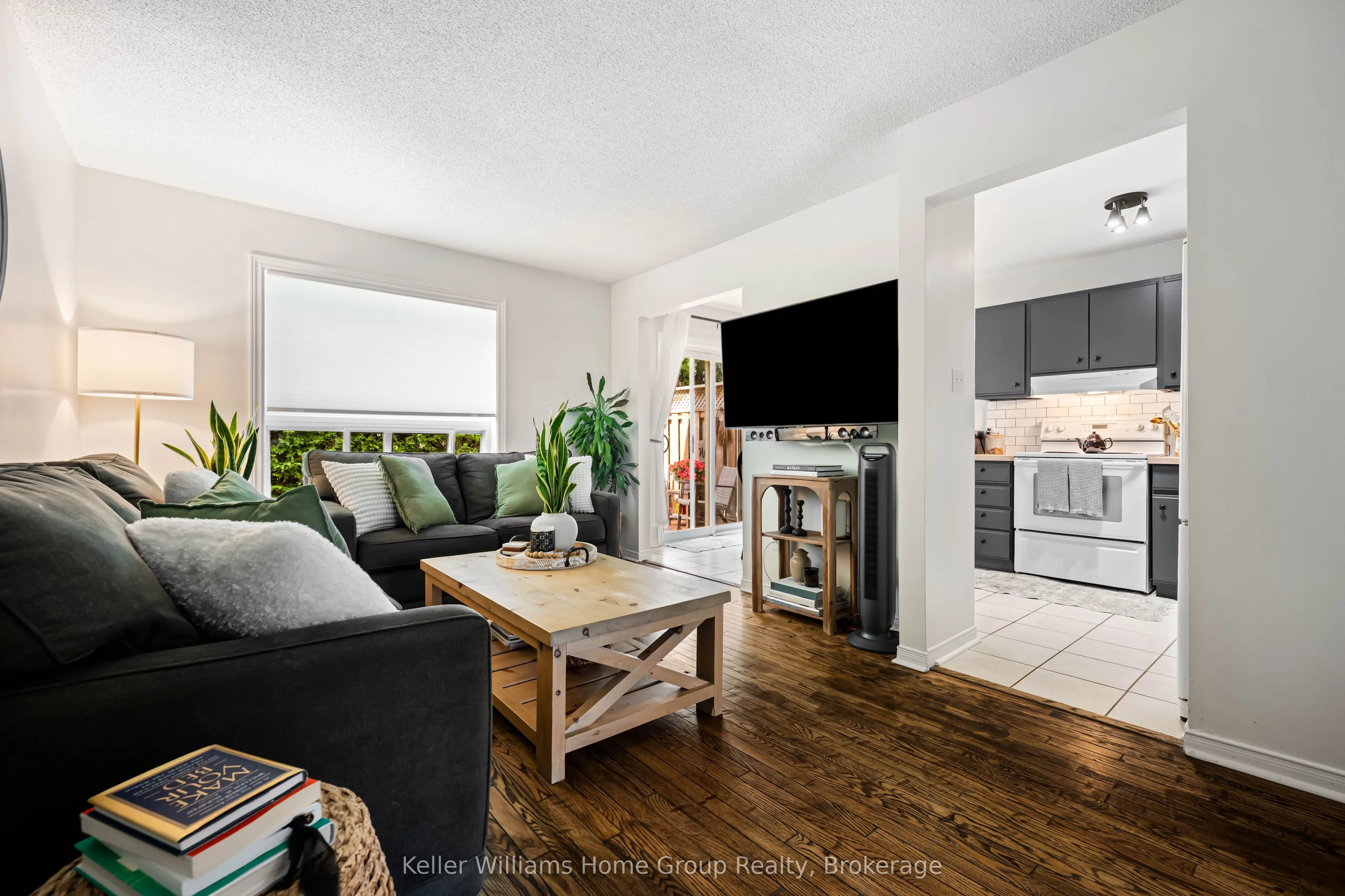 90 Lawrence Avenue #67