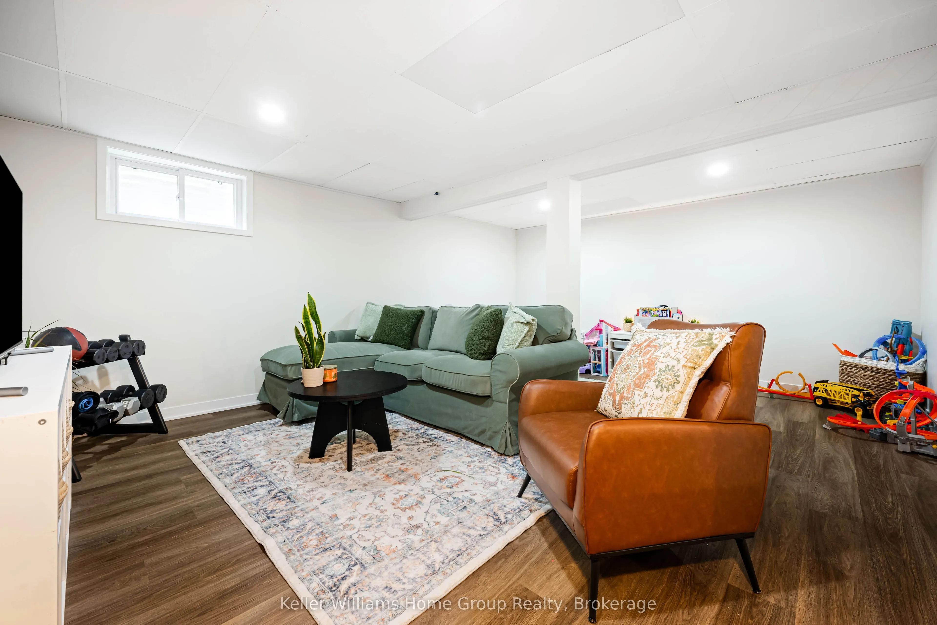 90 Lawrence Avenue #67