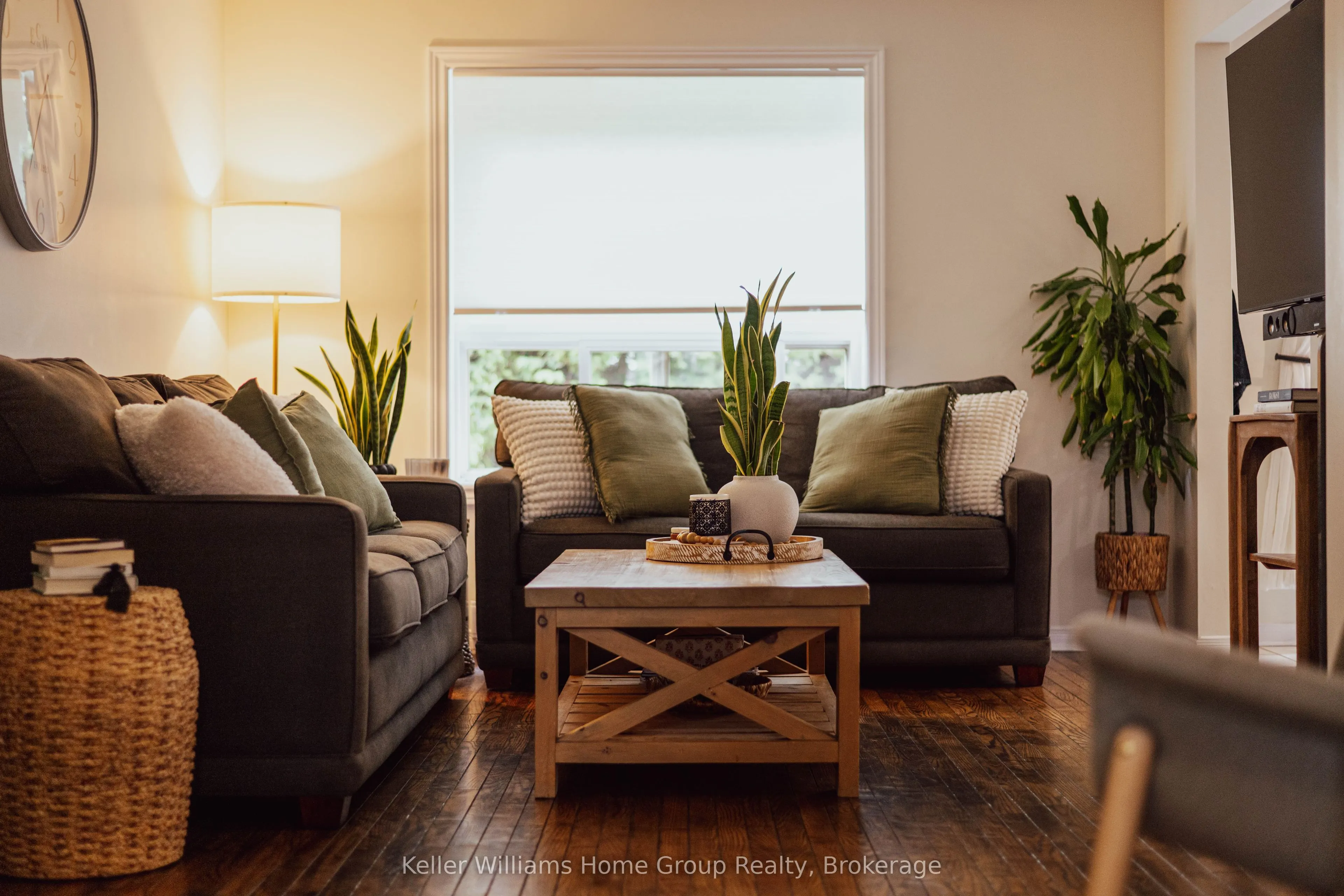 90 Lawrence Avenue #67