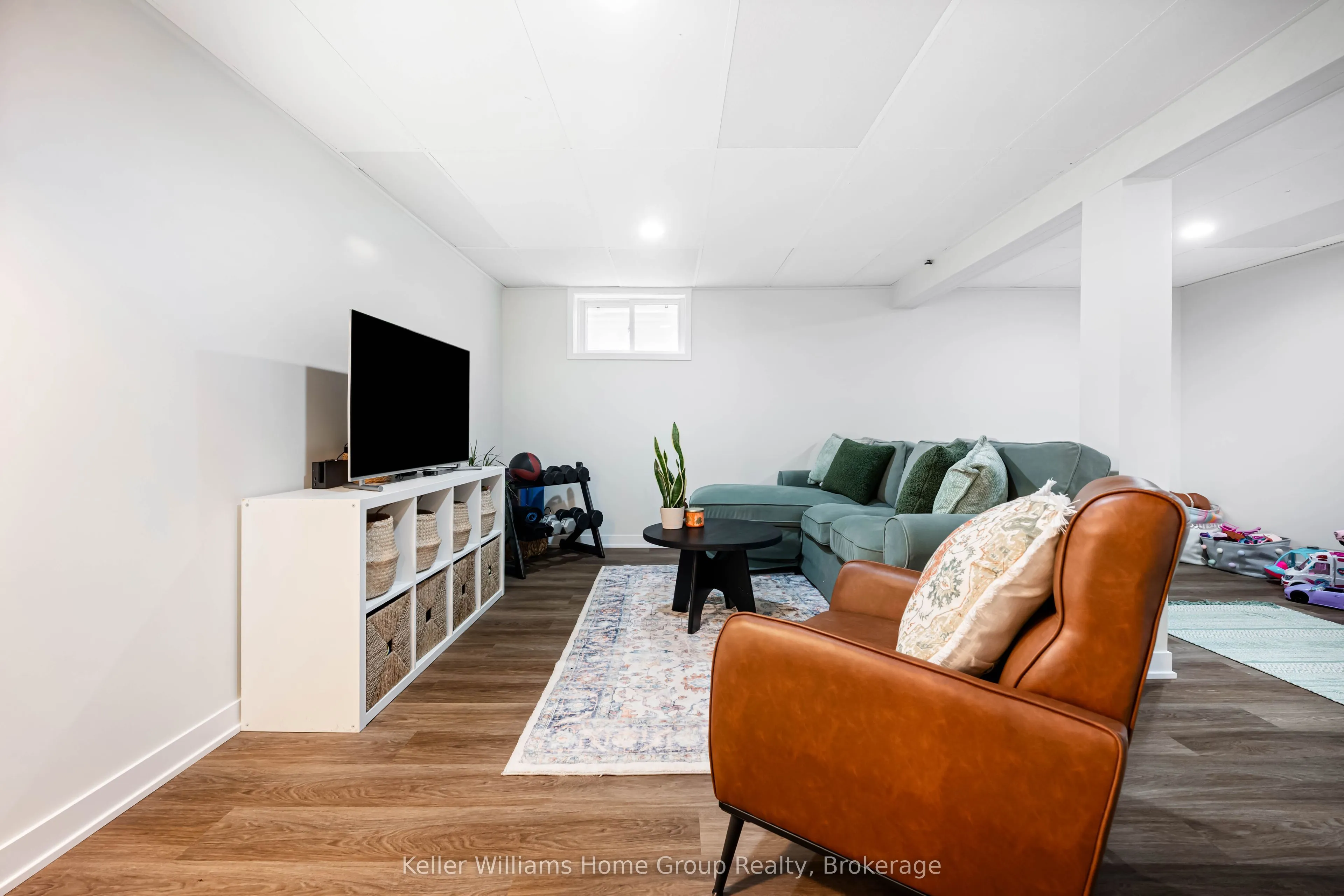 90 Lawrence Avenue #67
