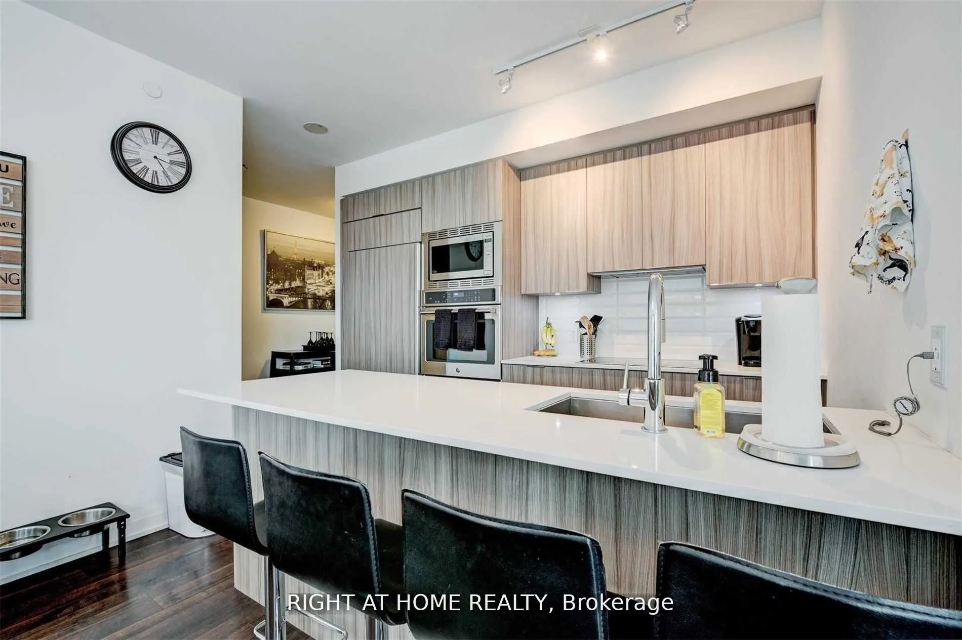 56 Annie Craig Drive #1803