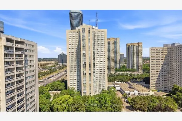 3650 Kaneff Crescent
