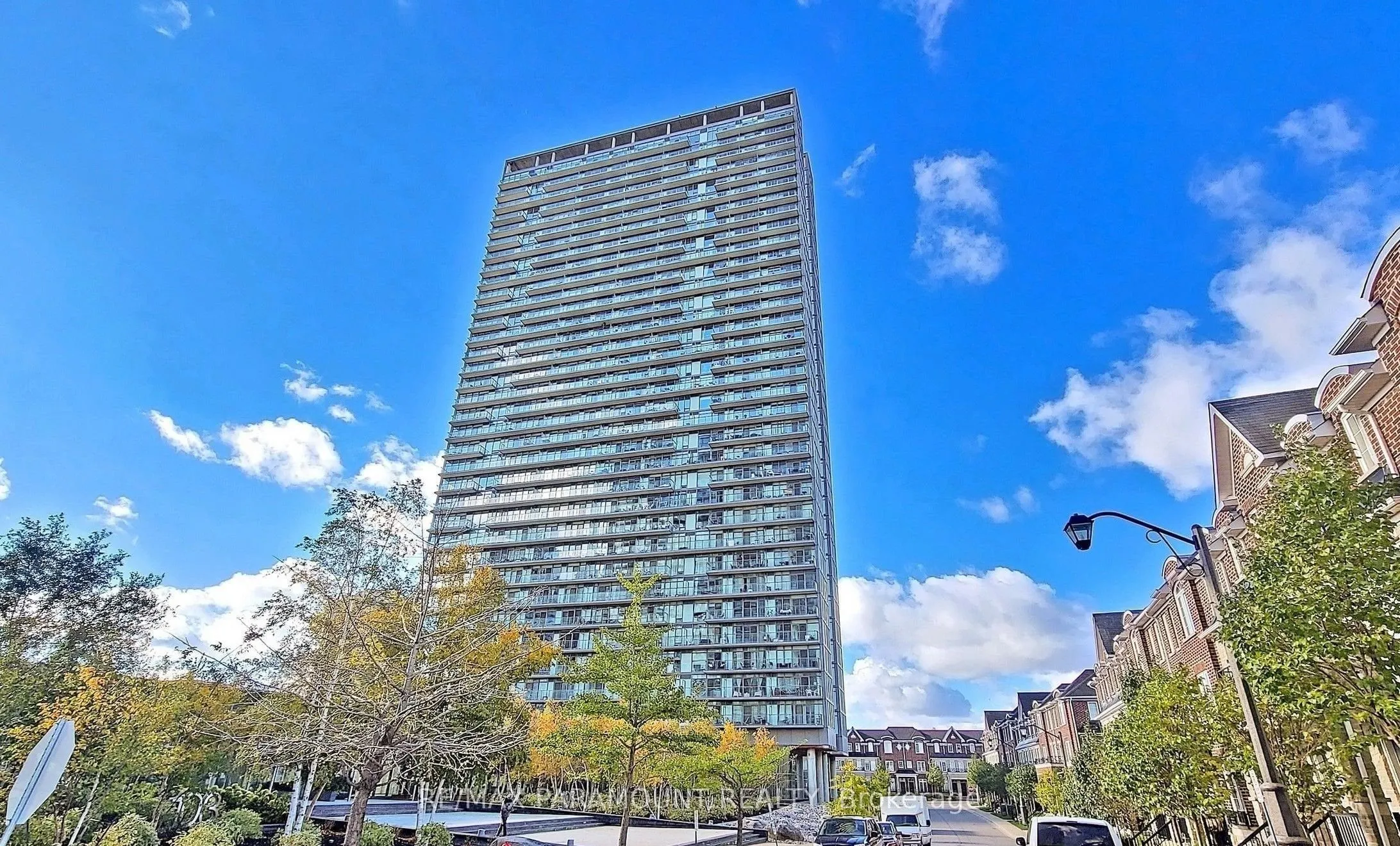 105 The Queensway #3209