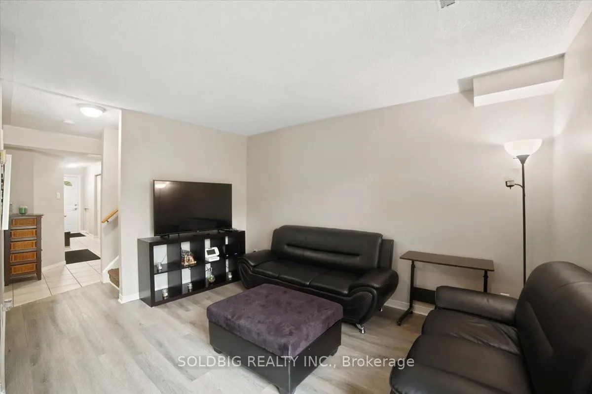 78 Stewart MacLaren Road #78