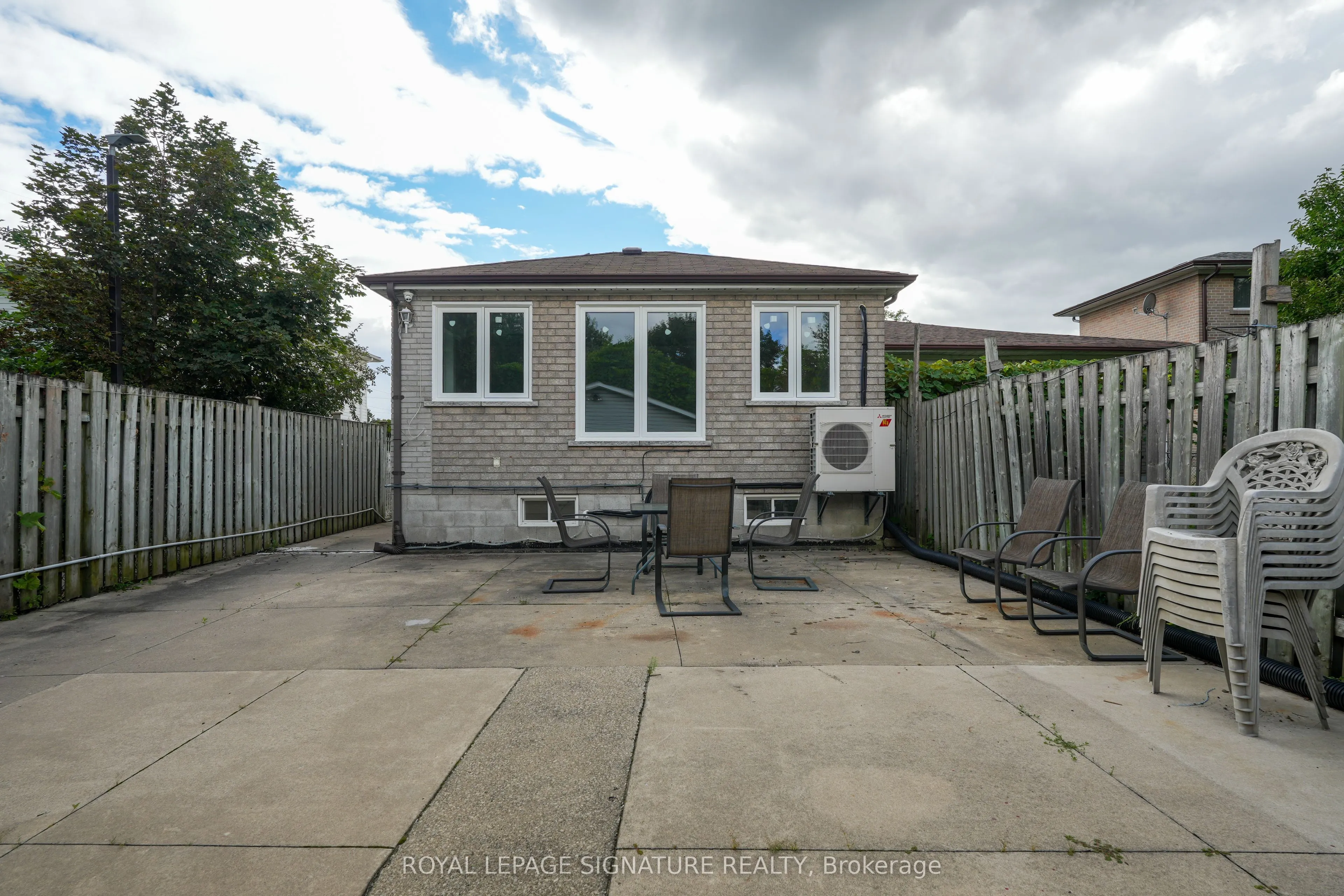 674 Abana Road #Lower