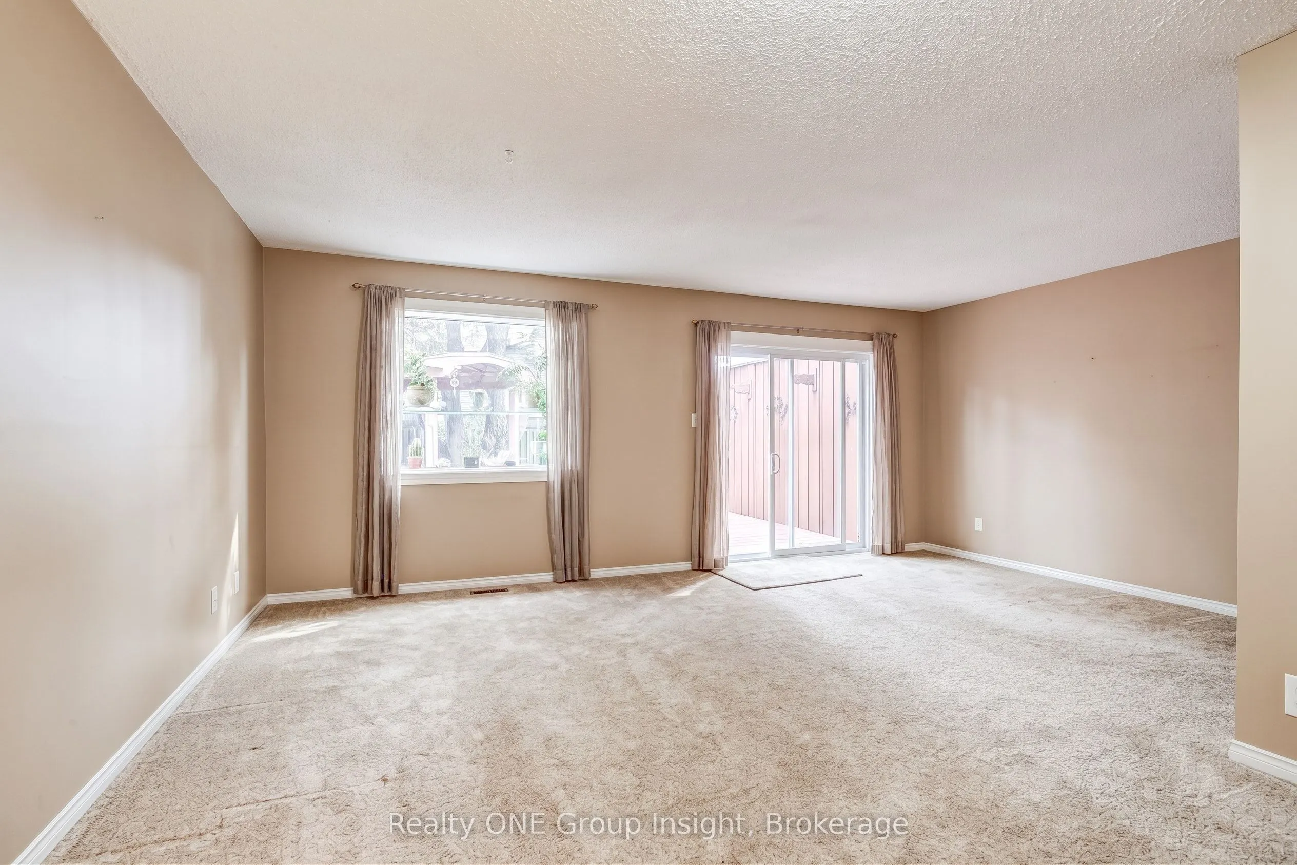 2713 Andorra Circle