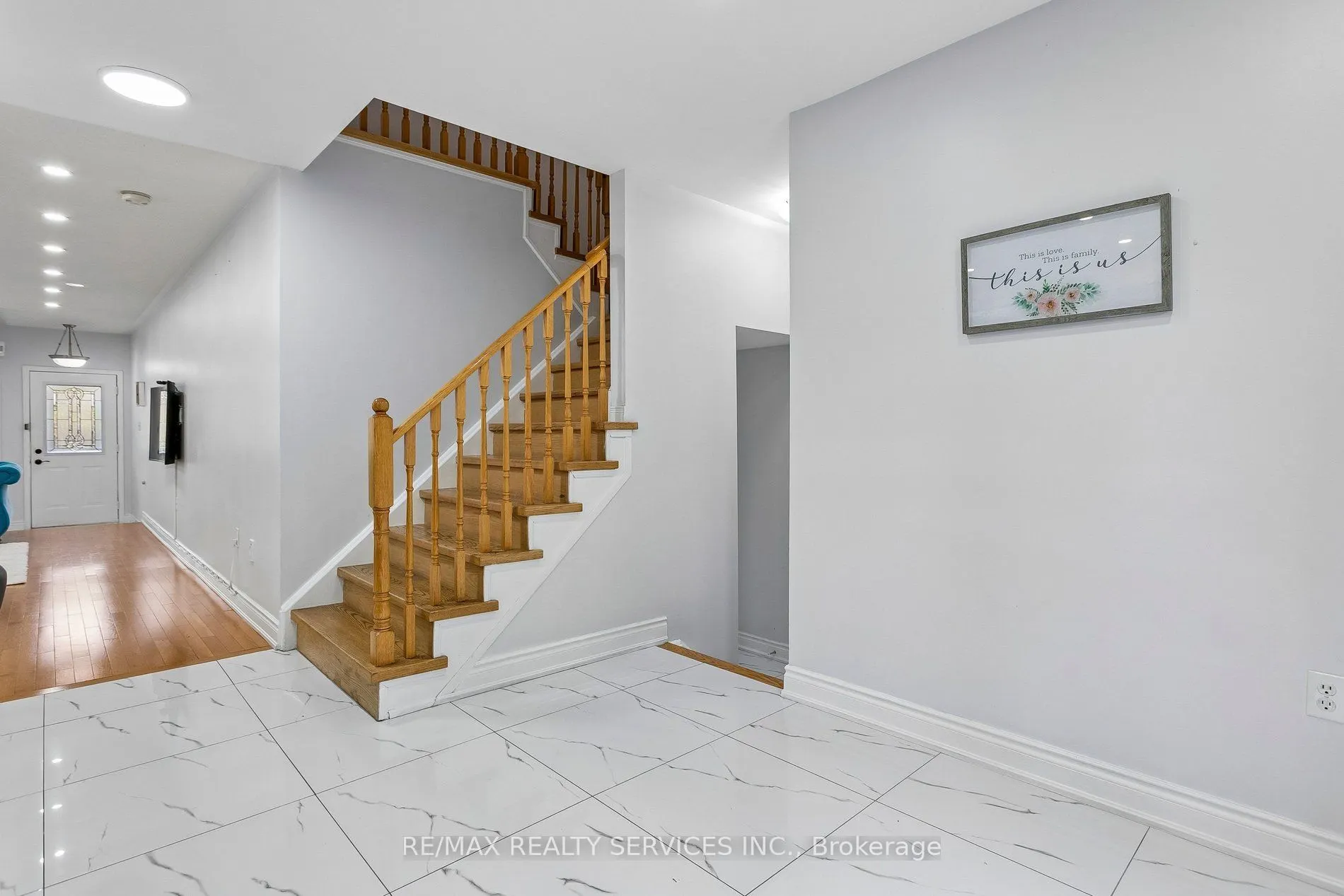 276 Fitzgerald Crescent