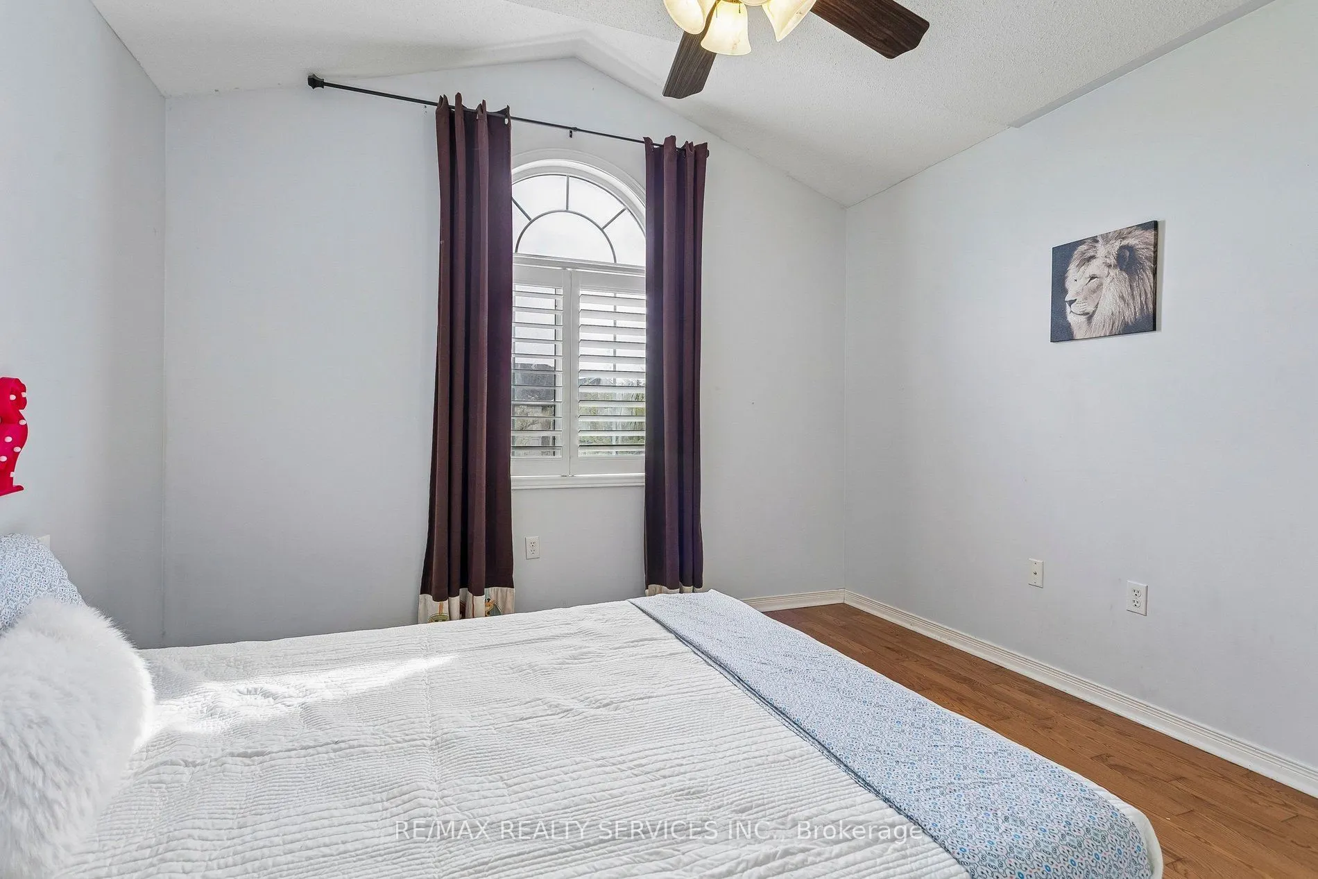 276 Fitzgerald Crescent