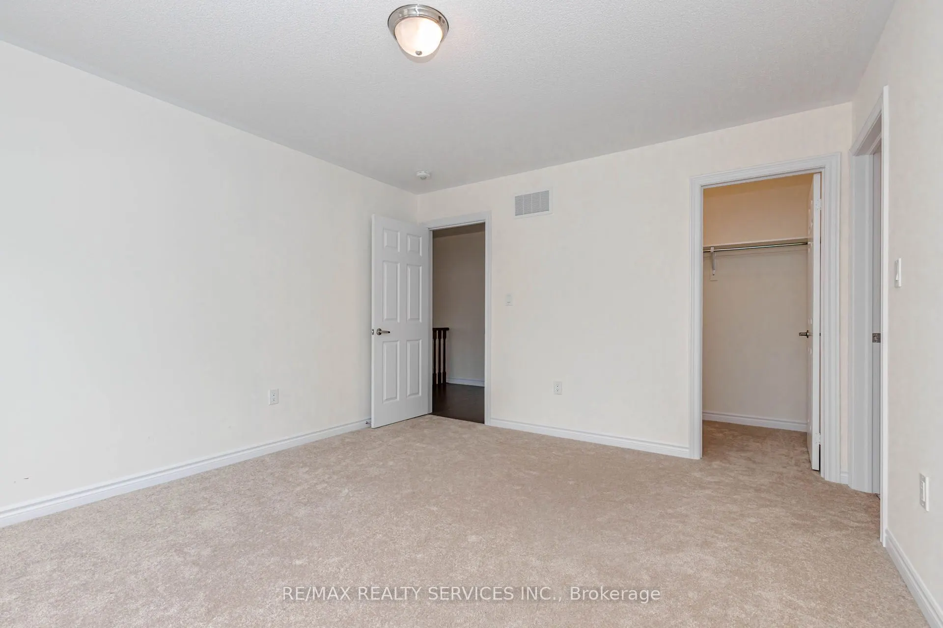 37 Royal Fern Crescent