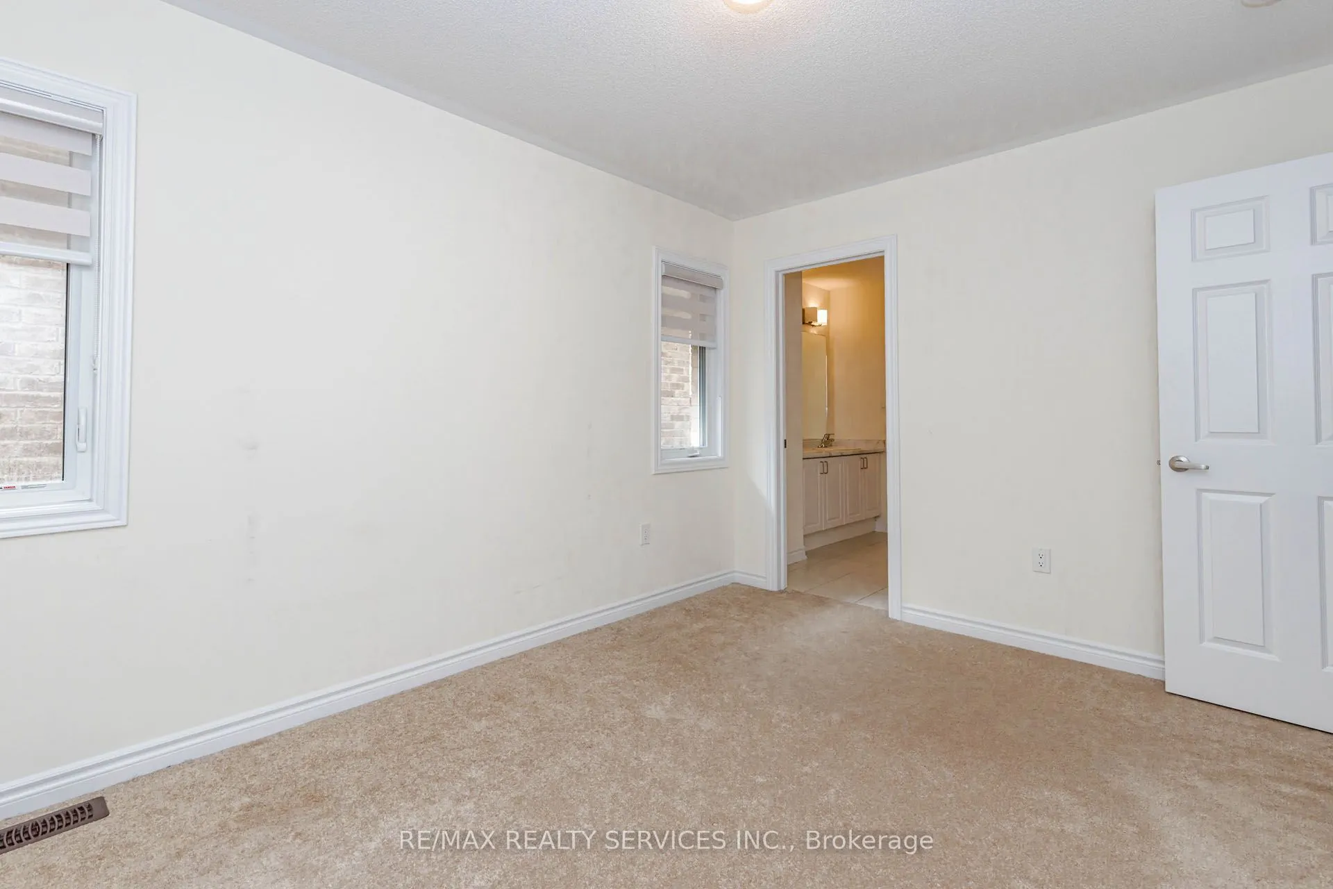 37 Royal Fern Crescent
