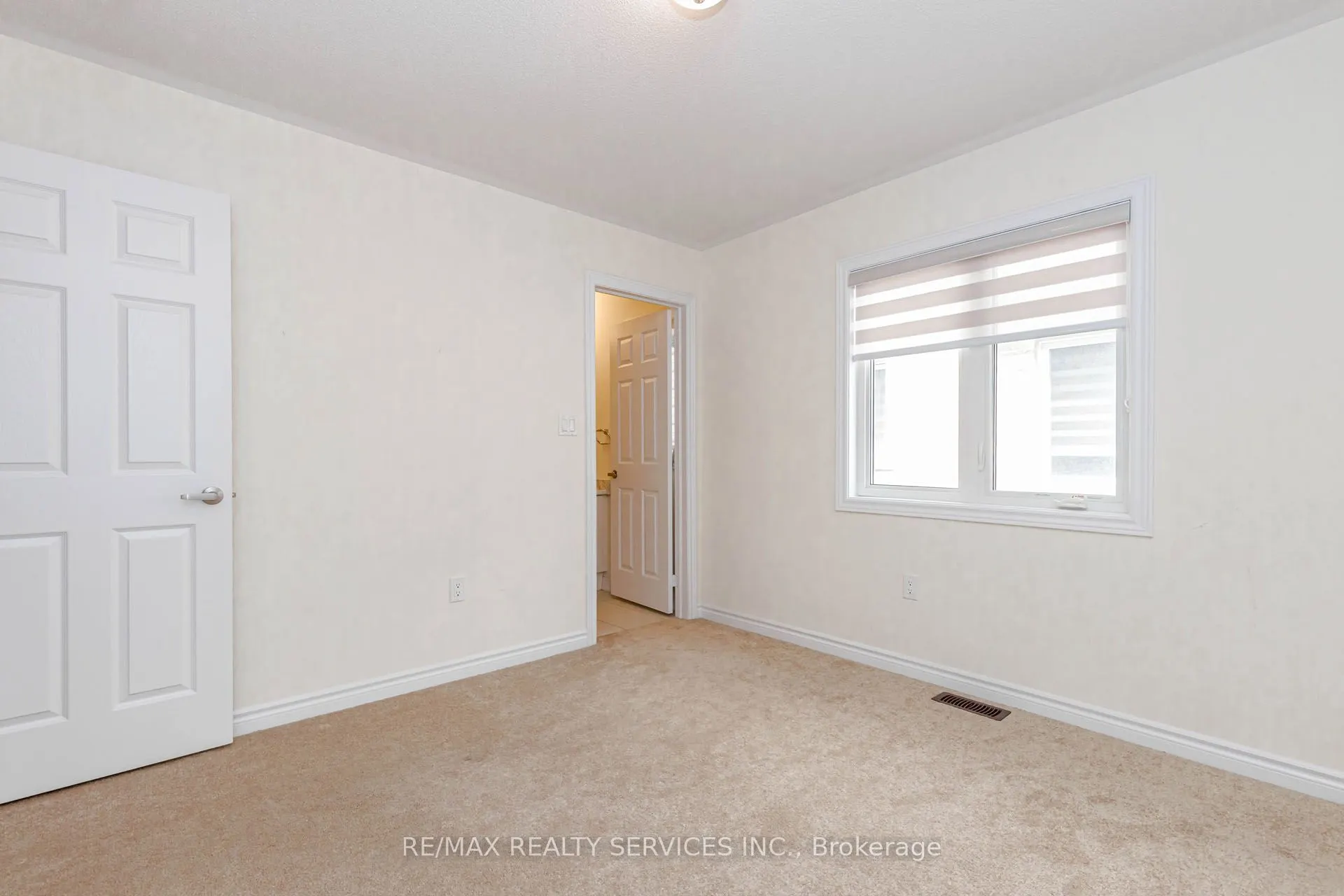 37 Royal Fern Crescent