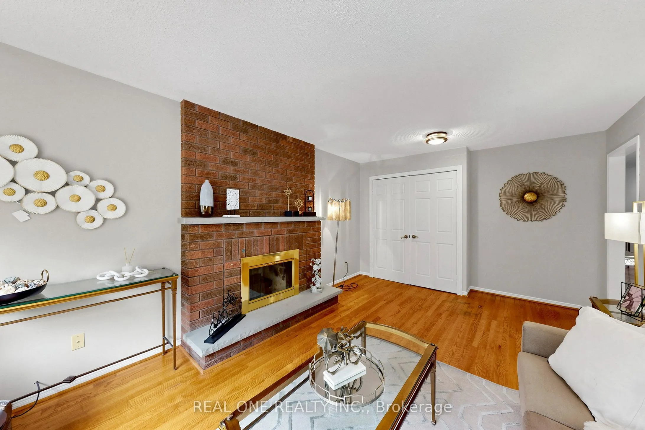 1960 Pimlico Court