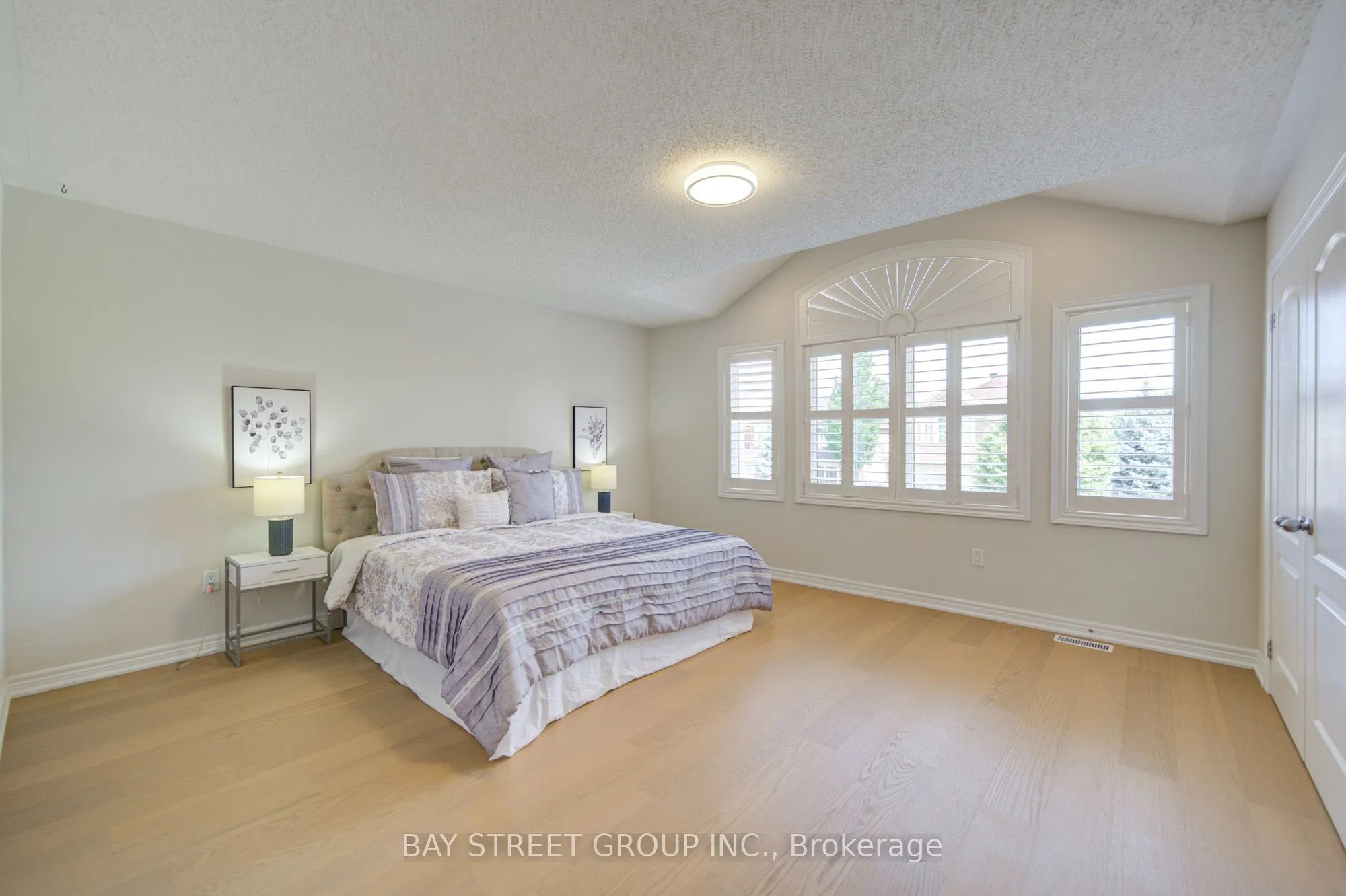 2422 Hertfordshire Way