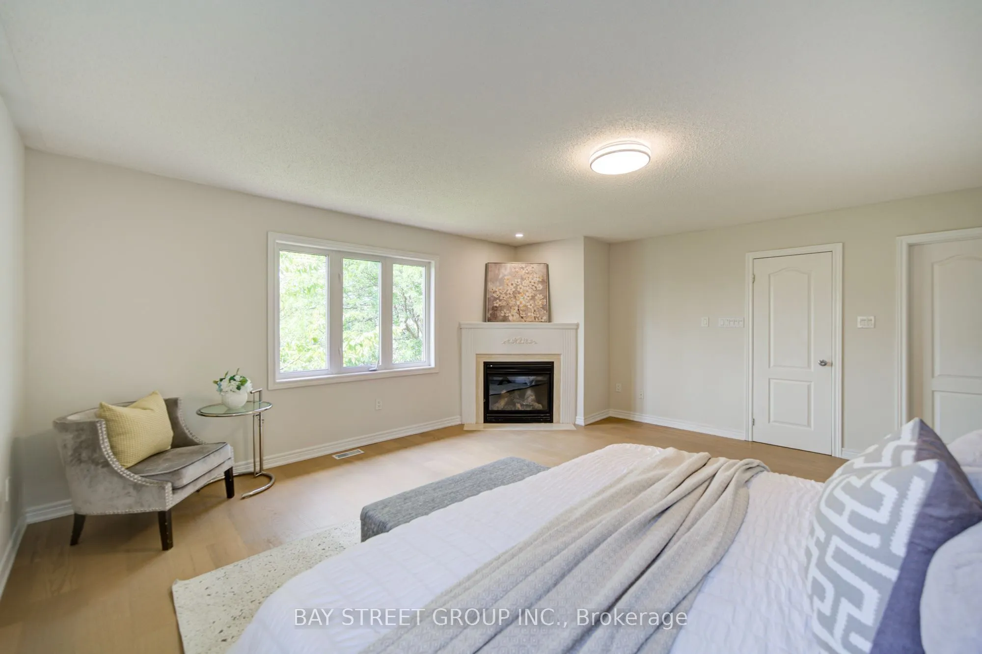 2422 Hertfordshire Way