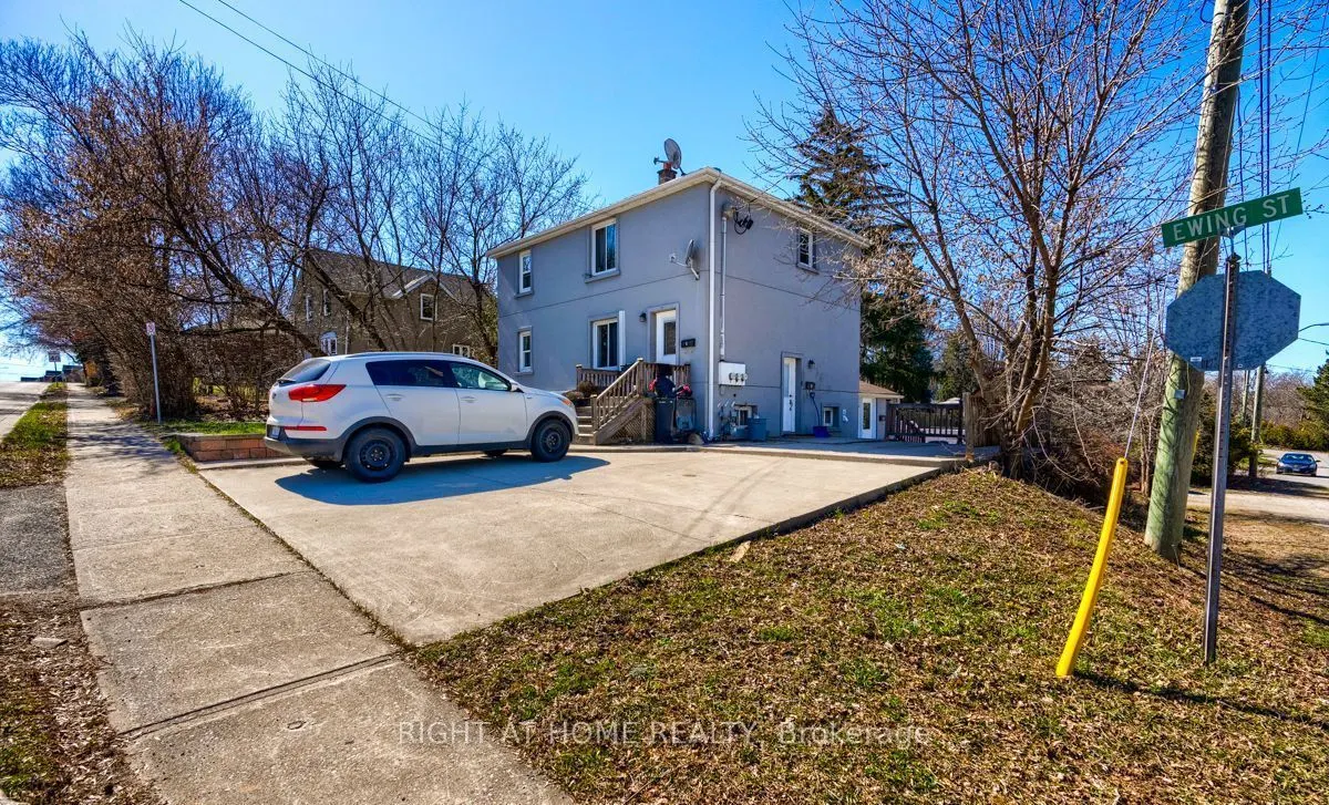 18 Ewing Street #1